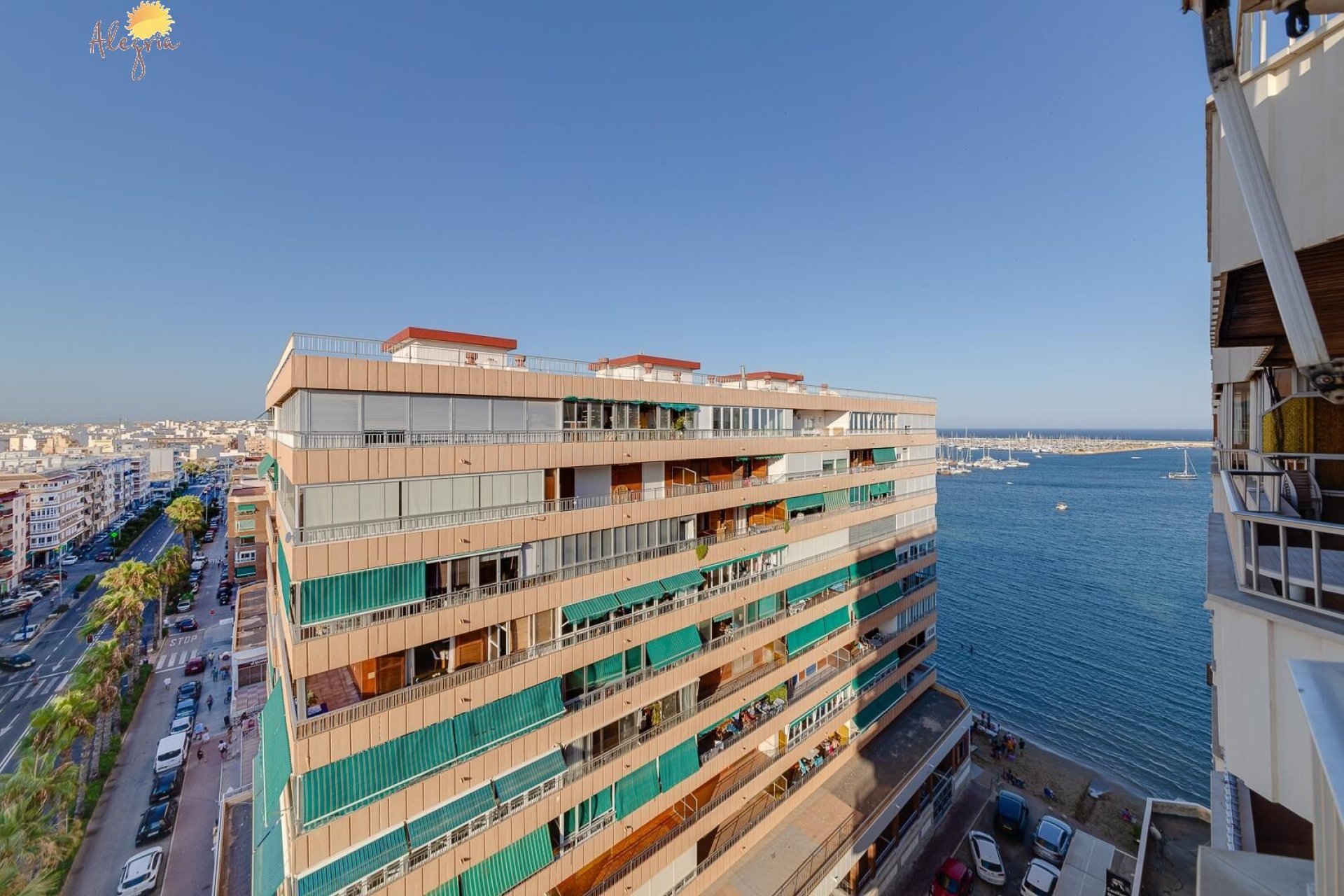 Resale - Apartment - Torrevieja - Acequion