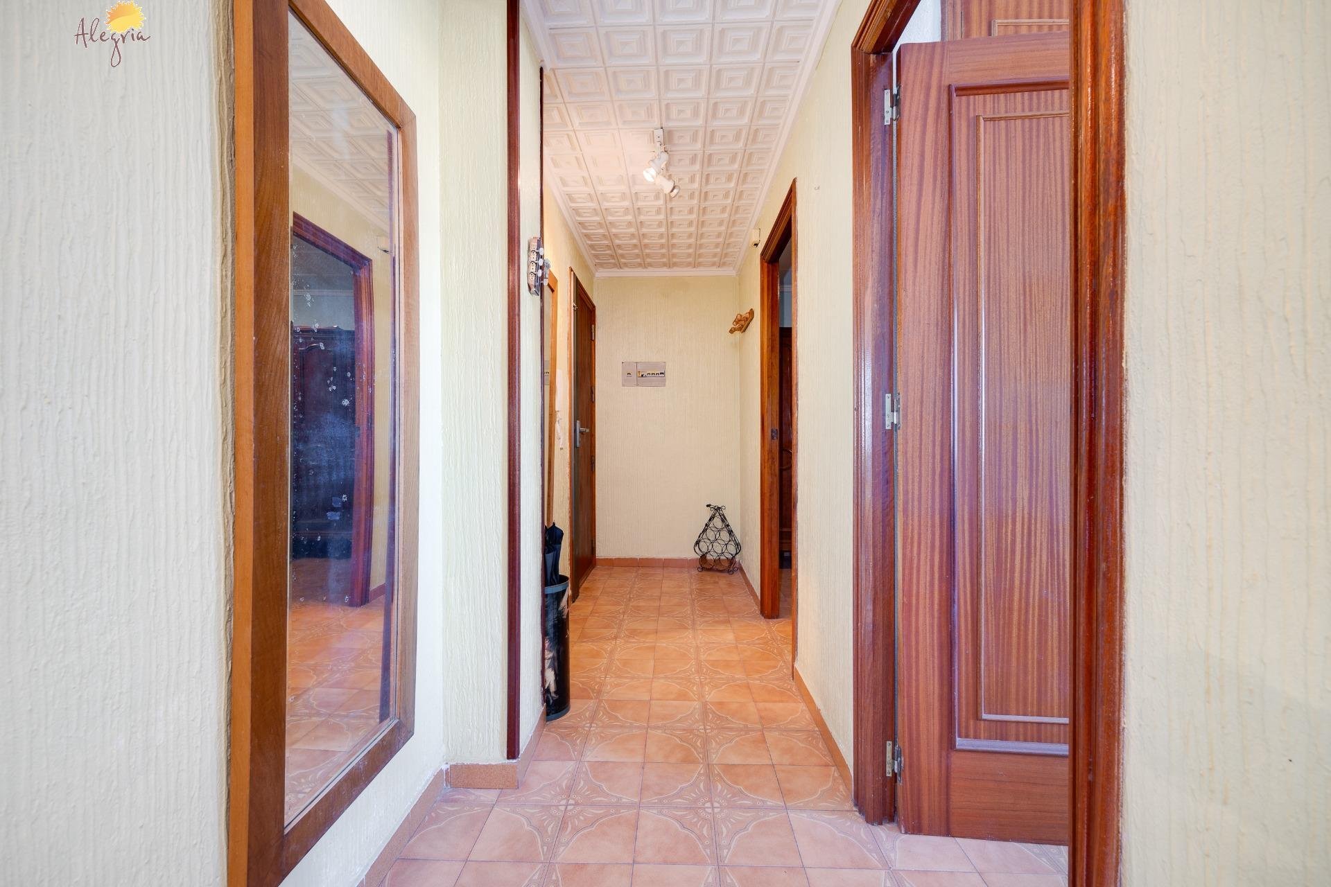 Resale - Apartment - Torrevieja - Acequion