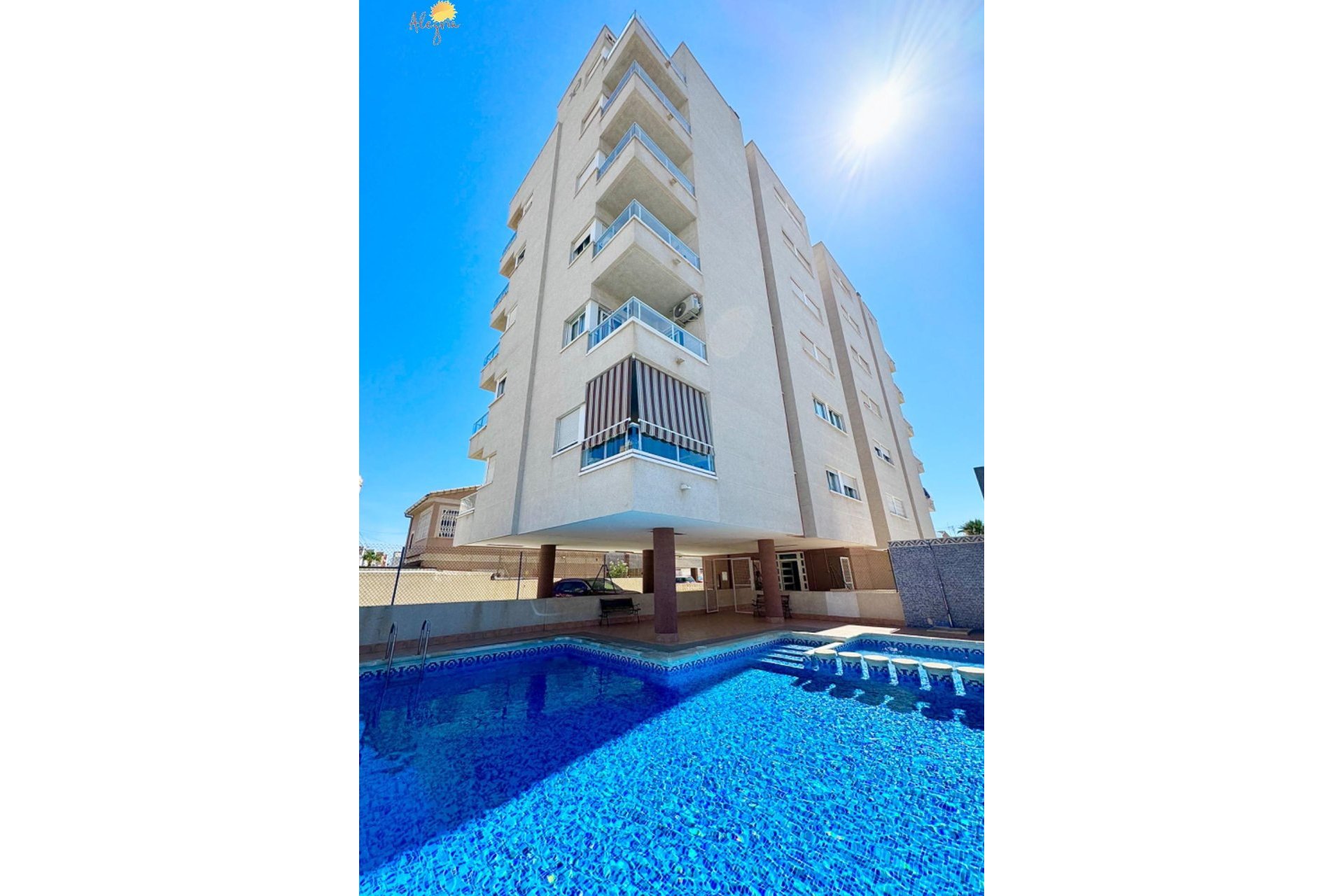 Resale - Apartment - Torrevieja - Aguas nuevas 1