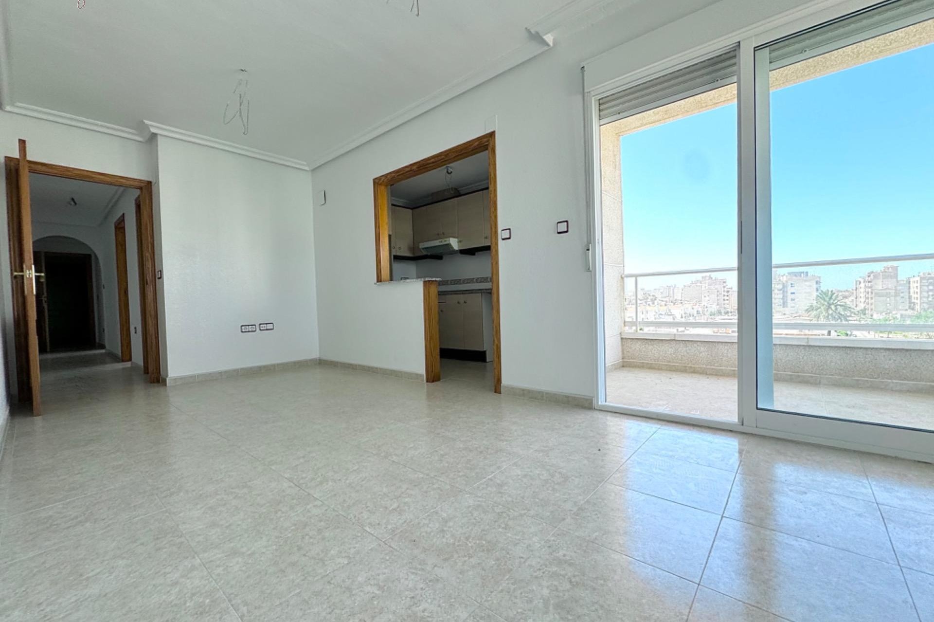 Resale - Apartment - Torrevieja - Aguas nuevas 1