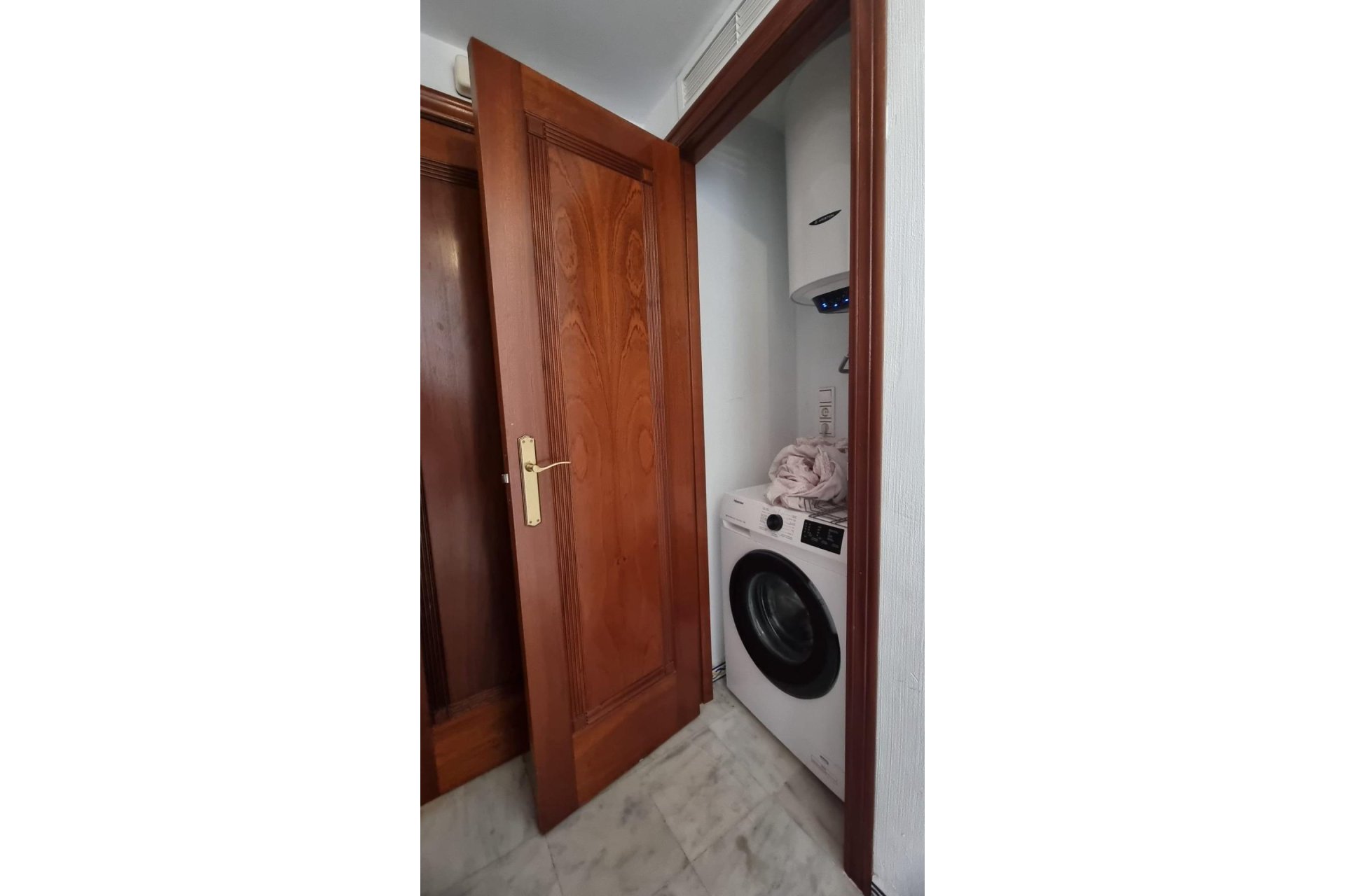 Resale - Apartment - Torrevieja - Aldea del mar