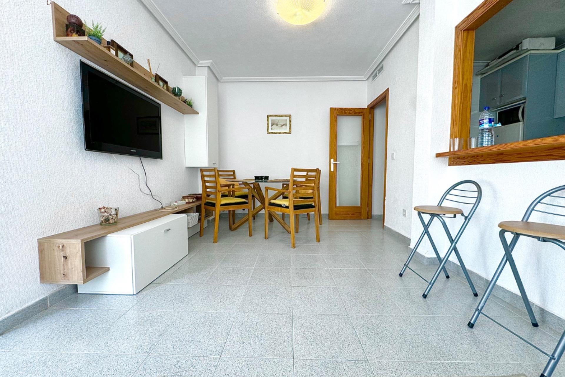 Resale - Apartment - Torrevieja - Cabo cervera