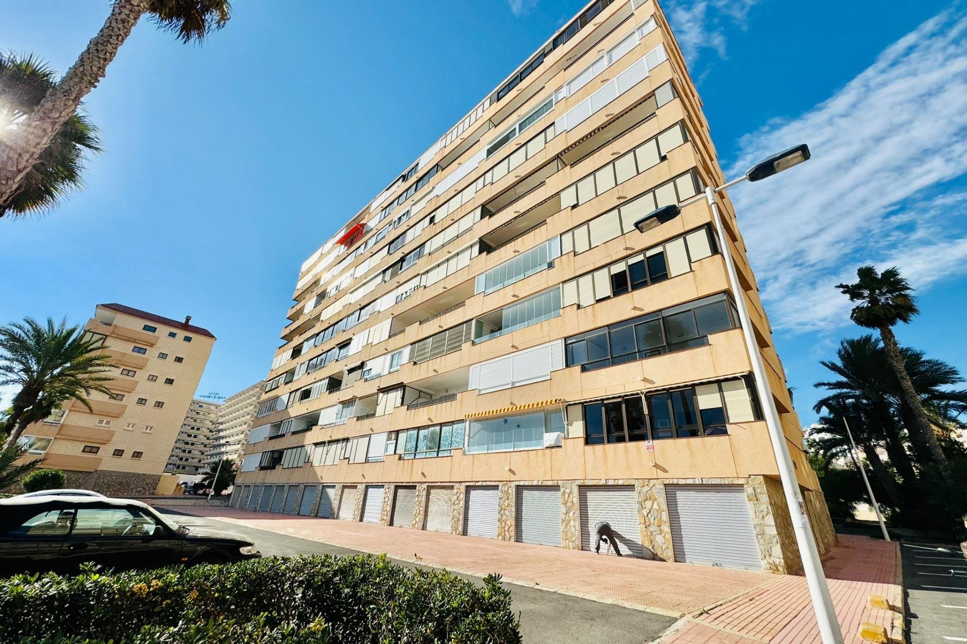 Resale - Apartment - Torrevieja - Cabo cervera