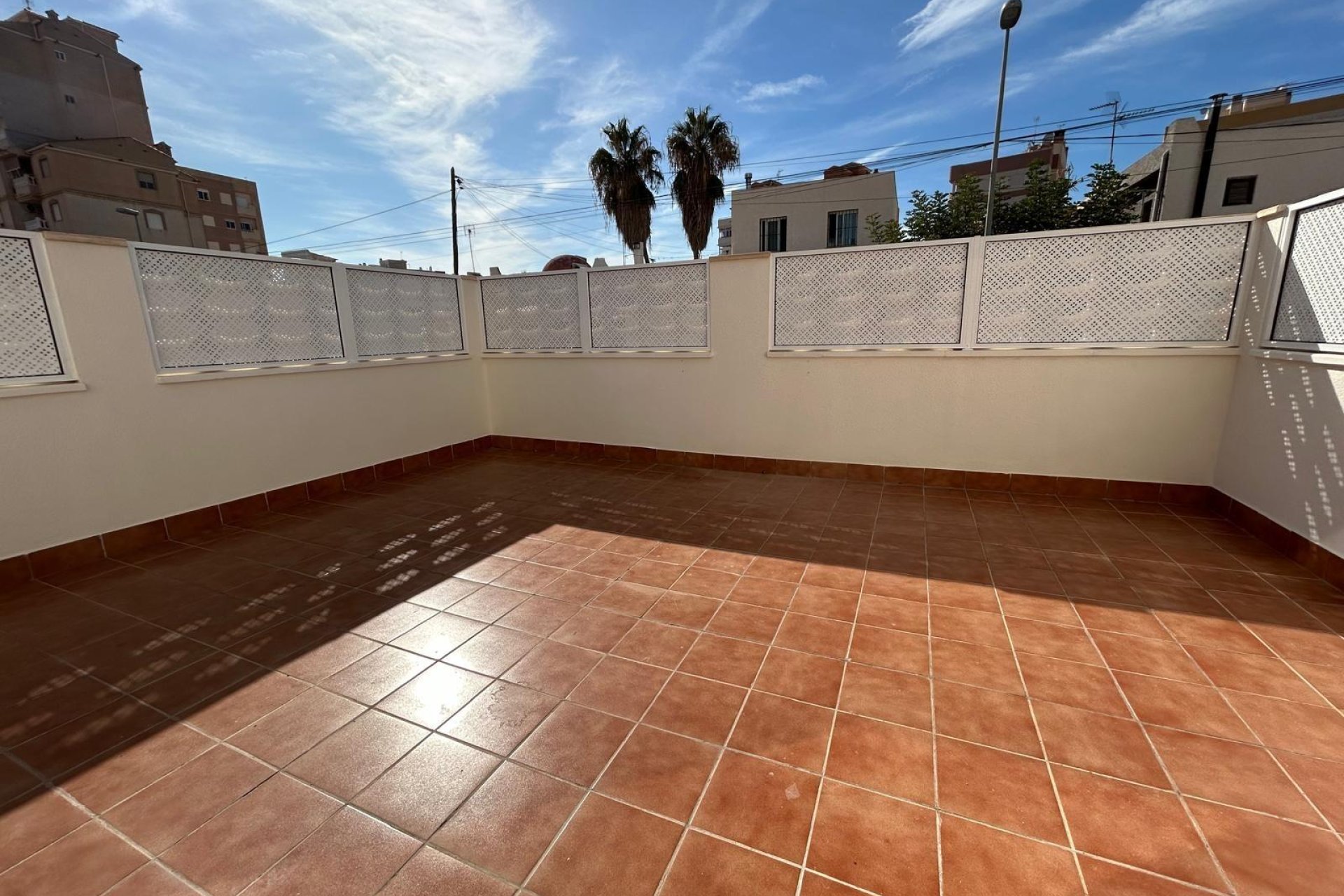 Resale - Apartment - Torrevieja - Calas blanca