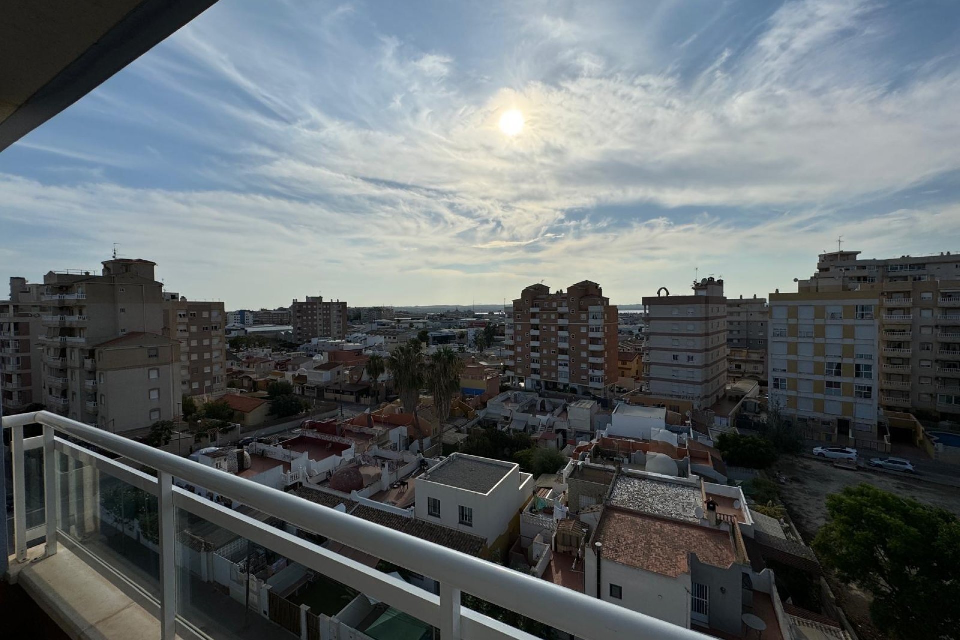 Resale - Apartment - Torrevieja - Calas blanca