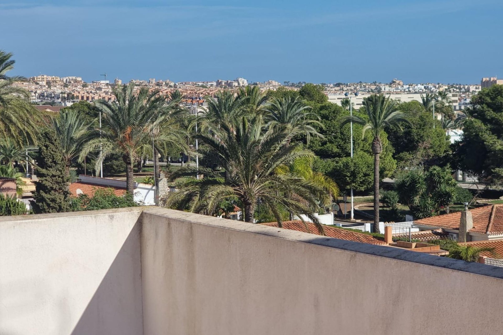 Resale - Apartment - Torrevieja - Calas blanca