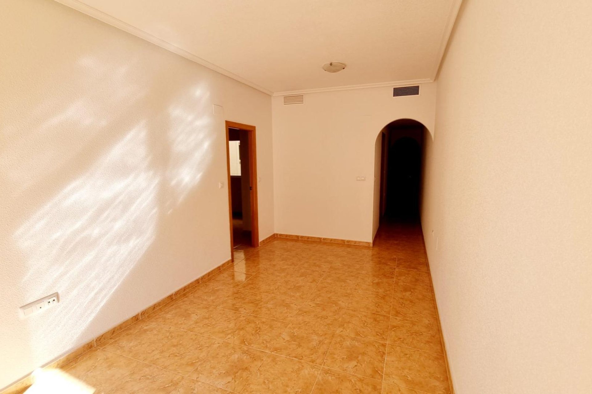 Resale - Apartment - Torrevieja - Calas blanca