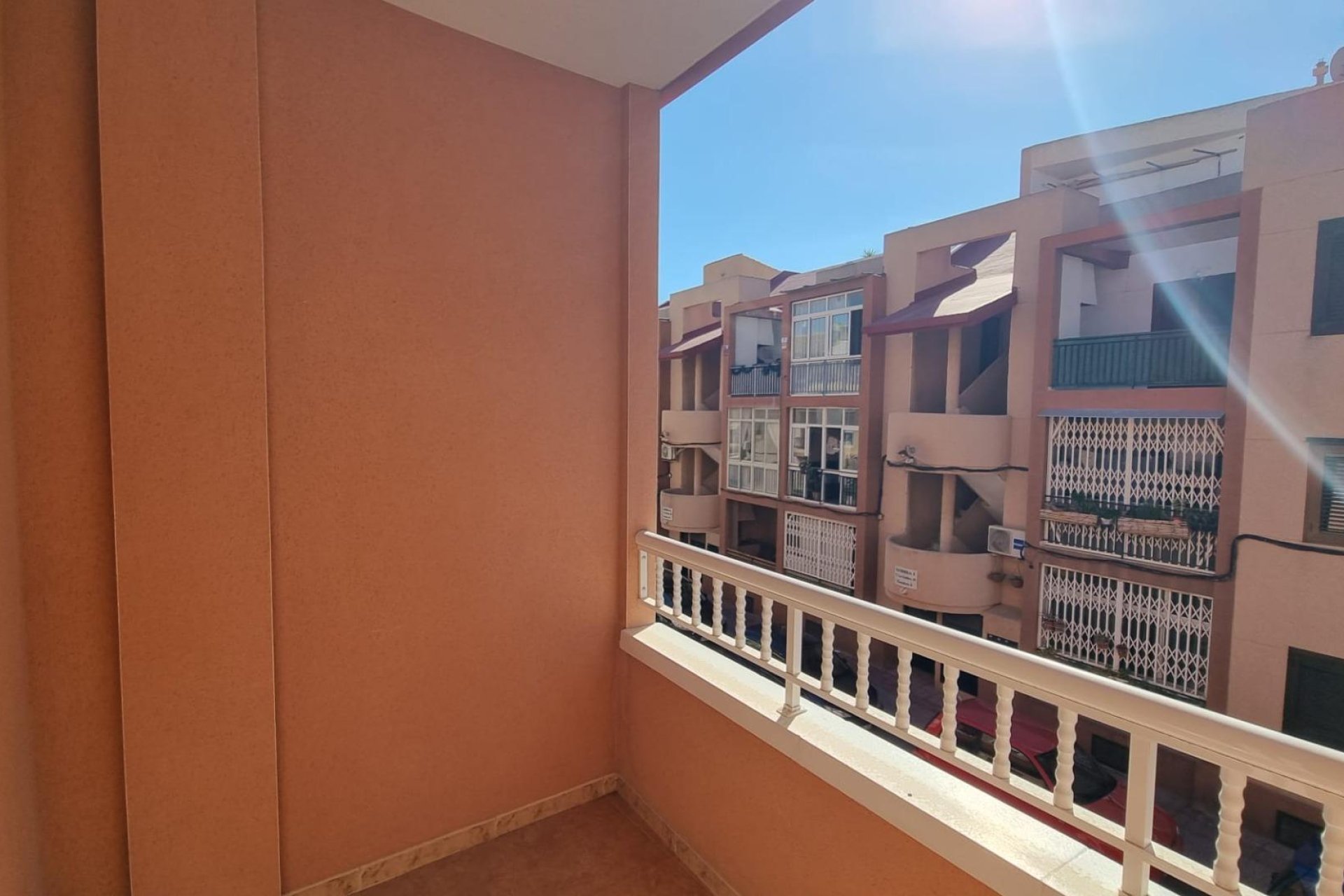 Resale - Apartment - Torrevieja - Calas blanca