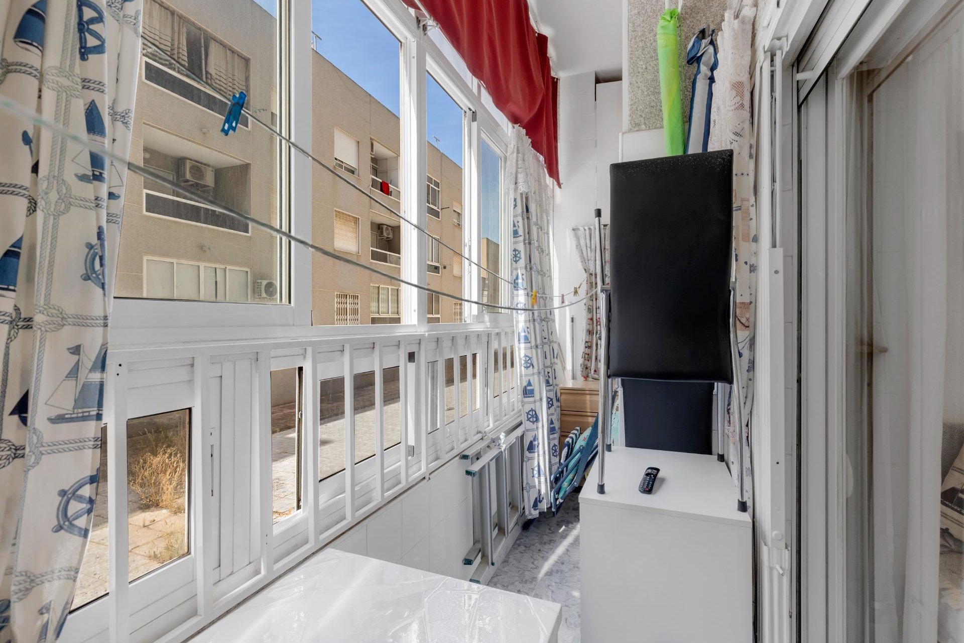 Resale - Apartment - Torrevieja - Centro - Muelle Pesquero