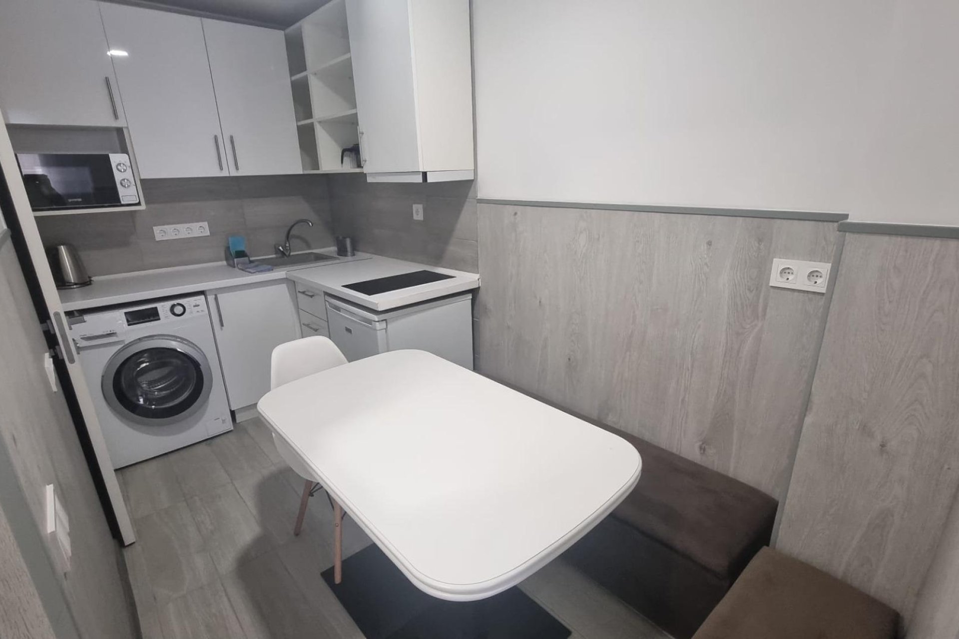 Resale - Apartment - Torrevieja - Centro