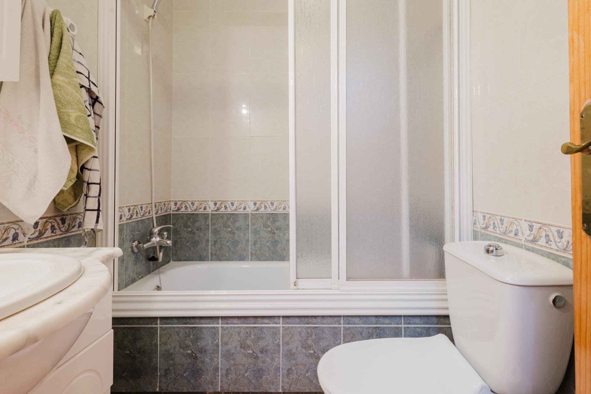 Resale - Apartment - Torrevieja - Centro