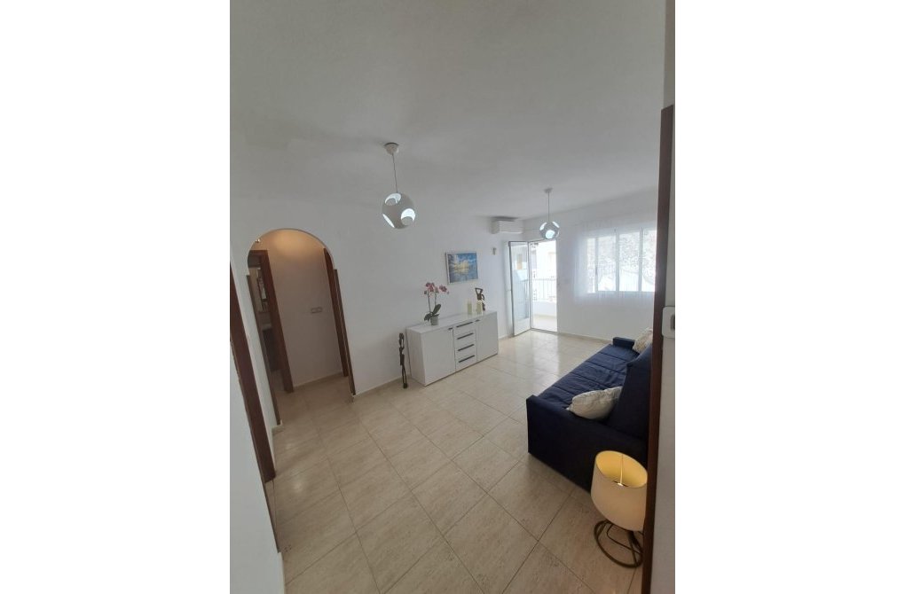 Resale - Apartment - Torrevieja - Centro