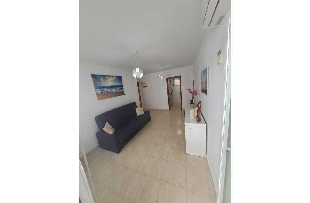 Resale - Apartment - Torrevieja - Centro