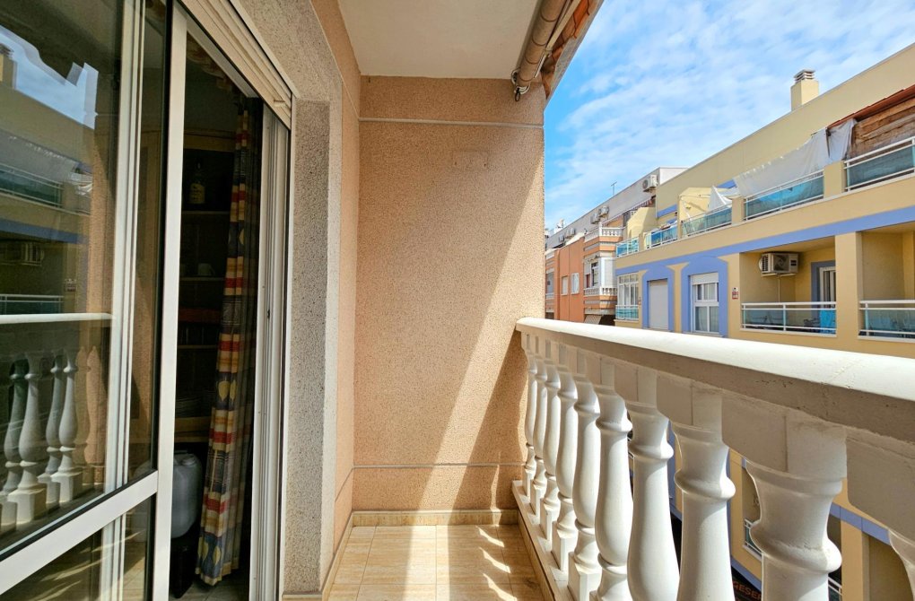 Resale - Apartment - Torrevieja - Centro