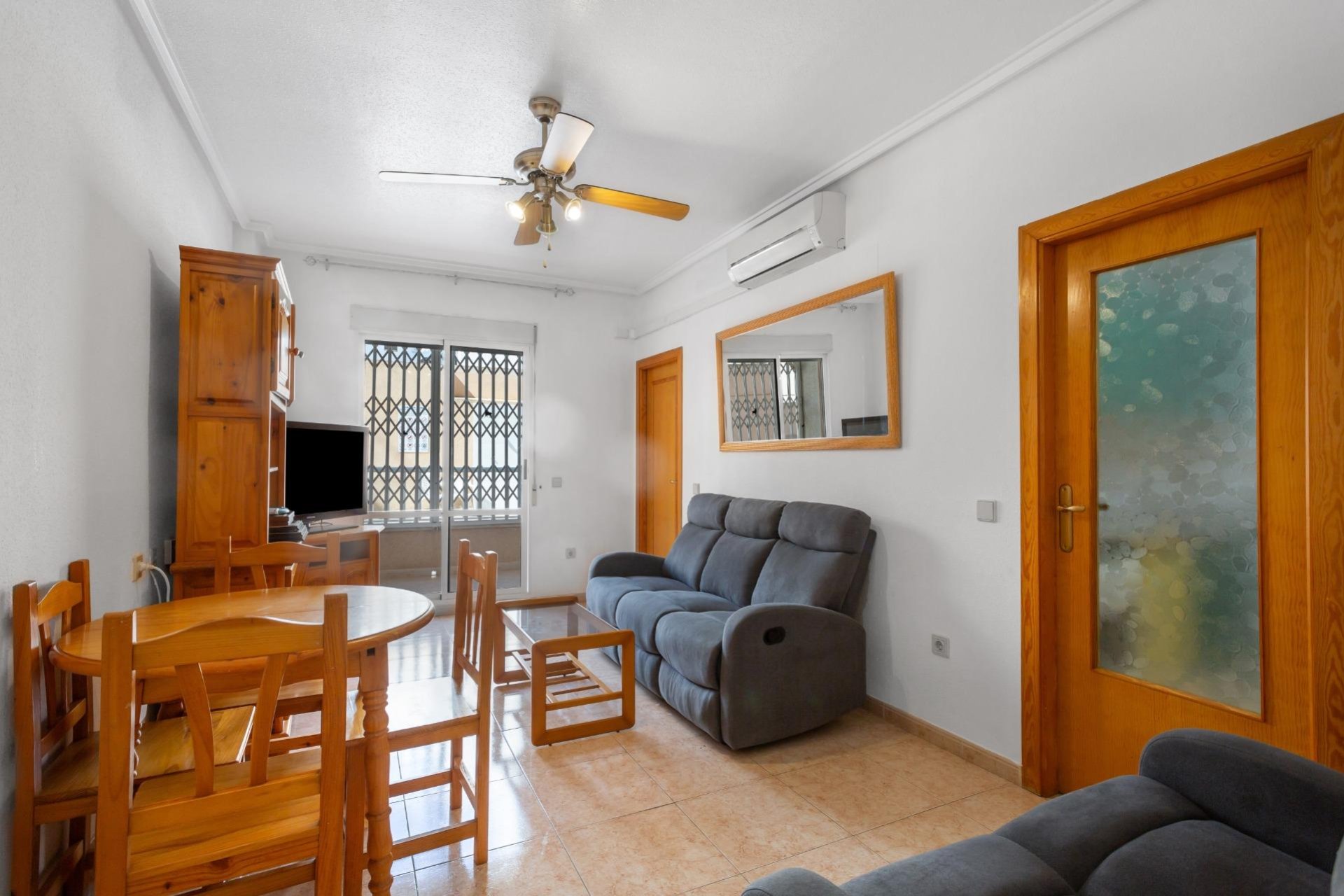 Resale - Apartment - Torrevieja - Centro