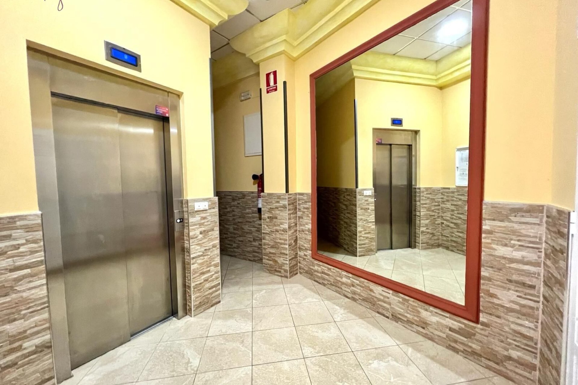 Resale - Apartment - Torrevieja - Centro