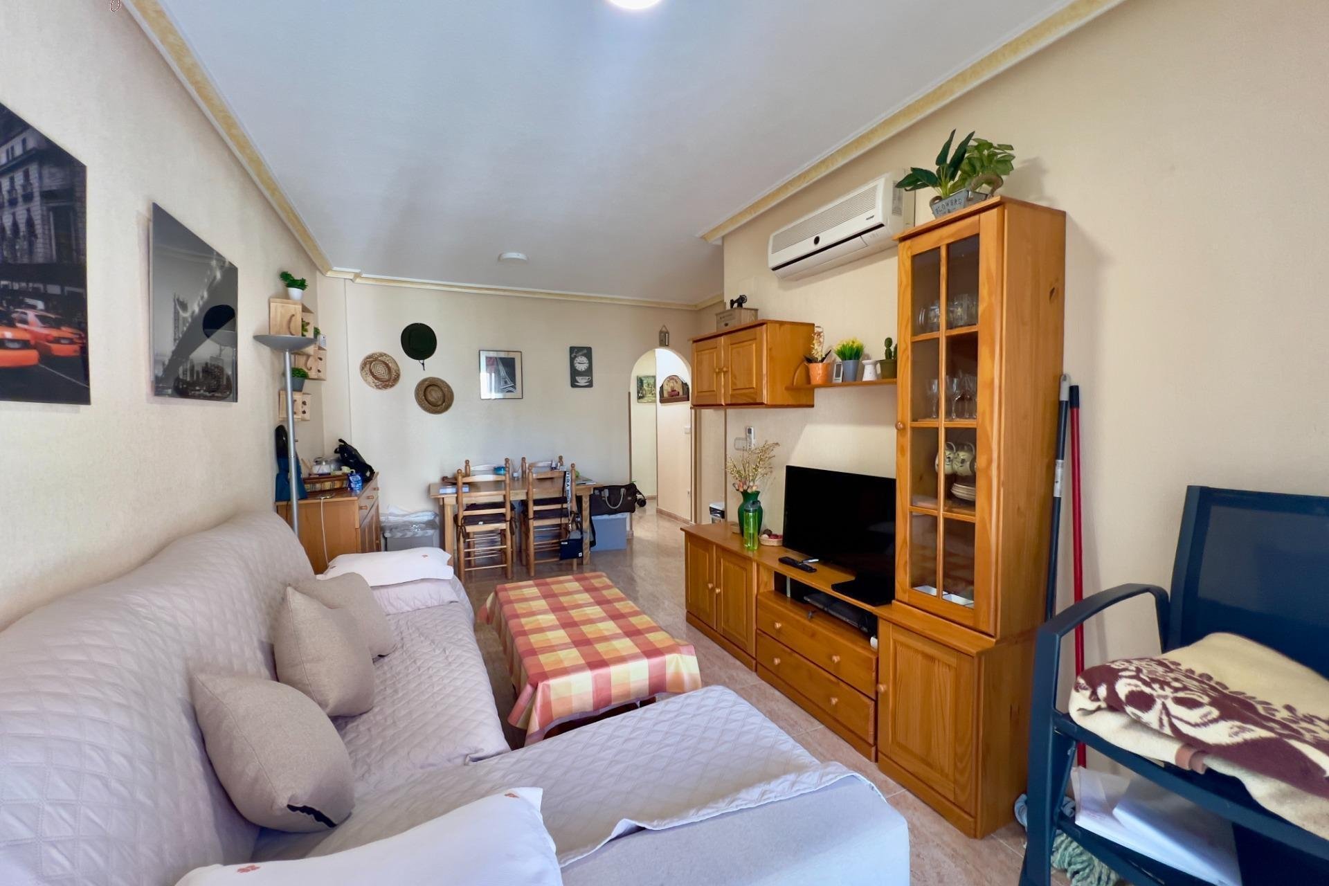 Resale - Apartment - Torrevieja - Centro