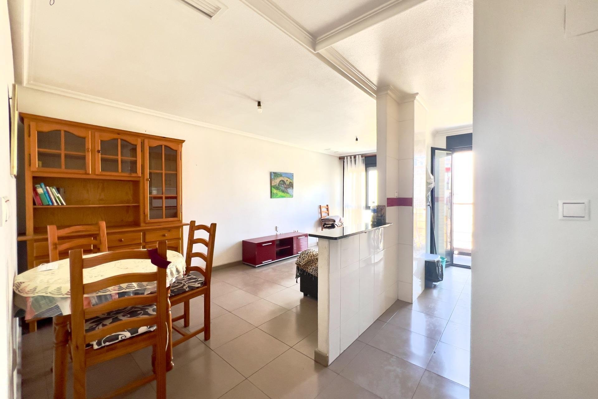 Resale - Apartment - Torrevieja - Centro