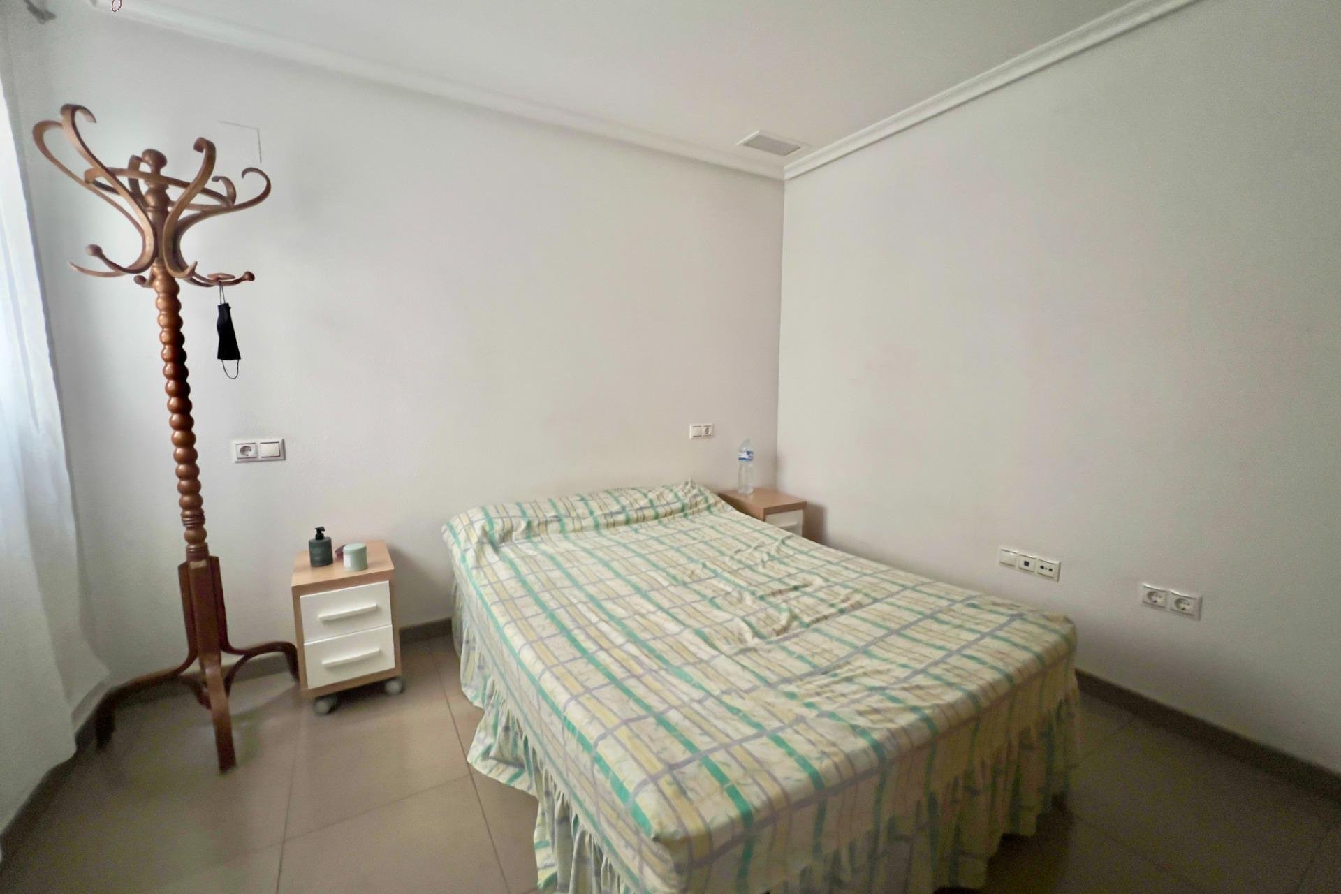 Resale - Apartment - Torrevieja - Centro