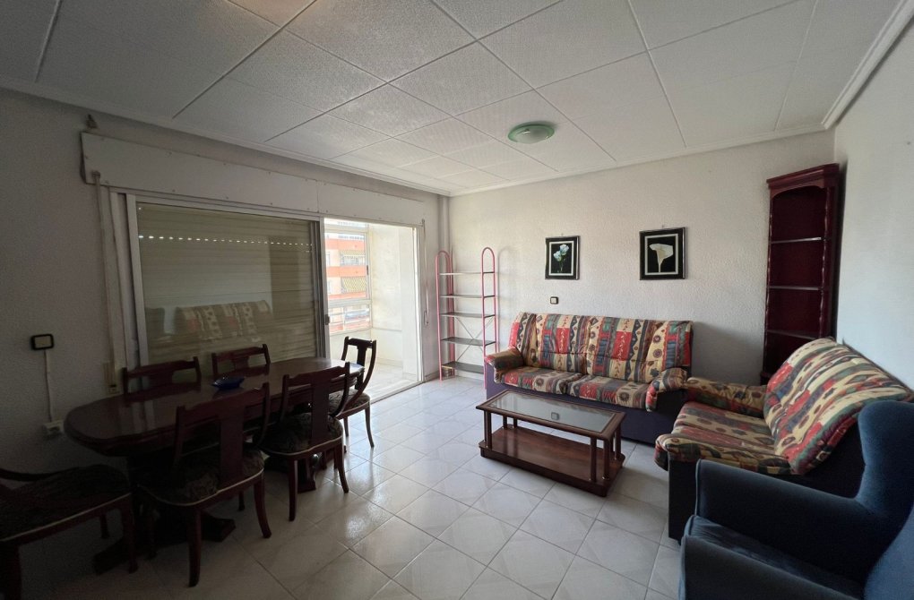 Resale - Apartment - Torrevieja - Centro