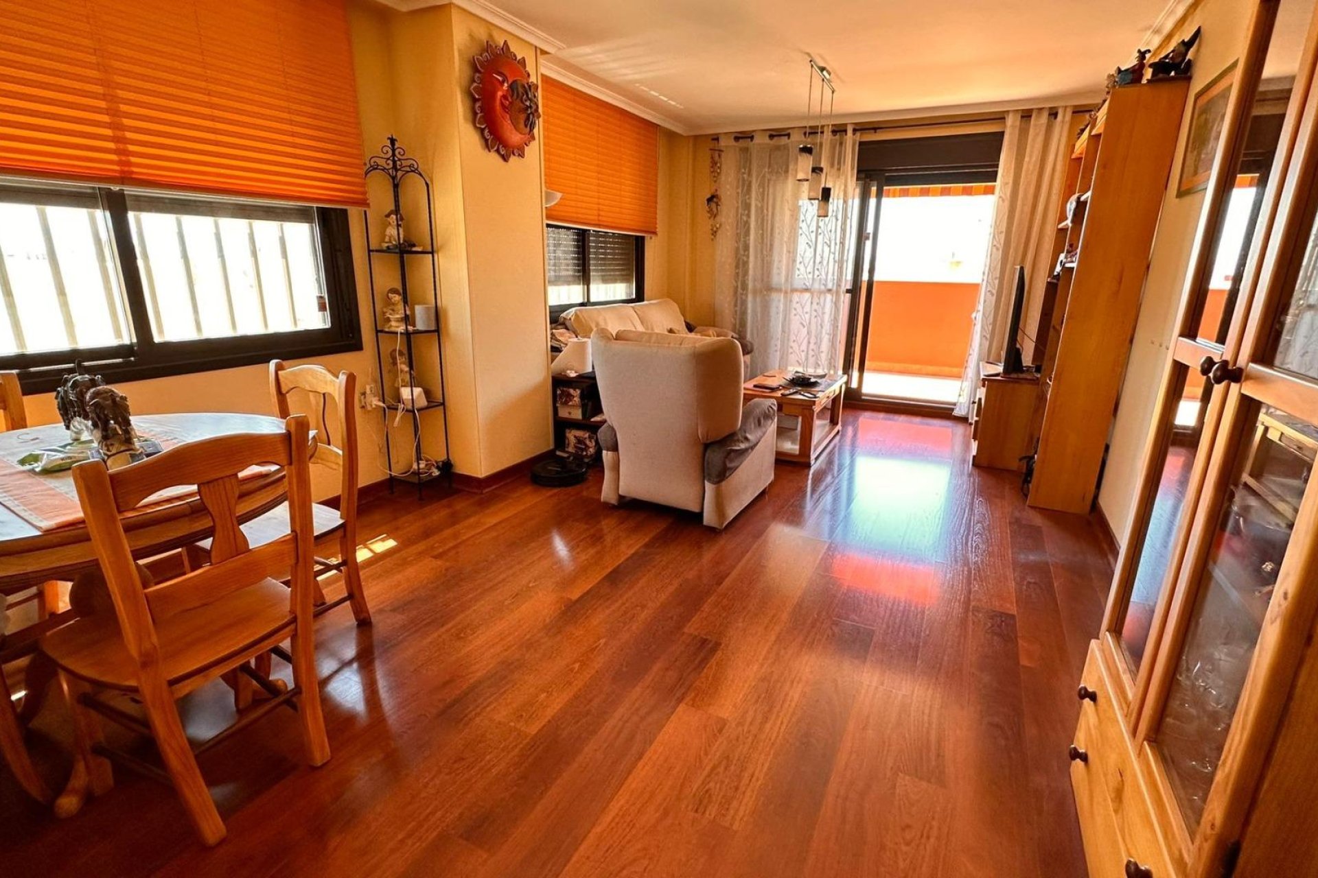 Resale - Apartment - Torrevieja - Centro