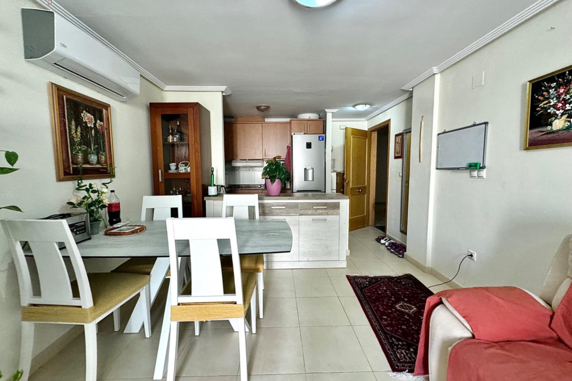 Resale - Apartment - Torrevieja - Centro