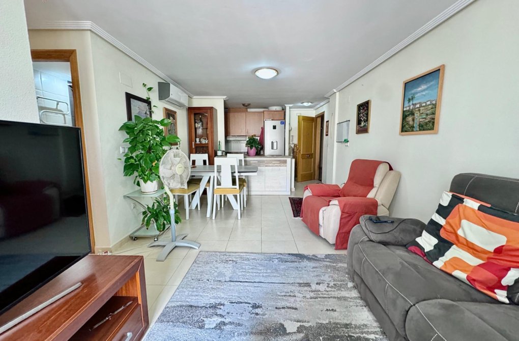 Resale - Apartment - Torrevieja - Centro