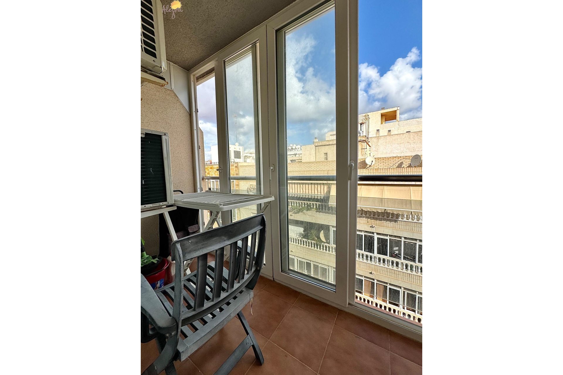 Resale - Apartment - Torrevieja - Centro