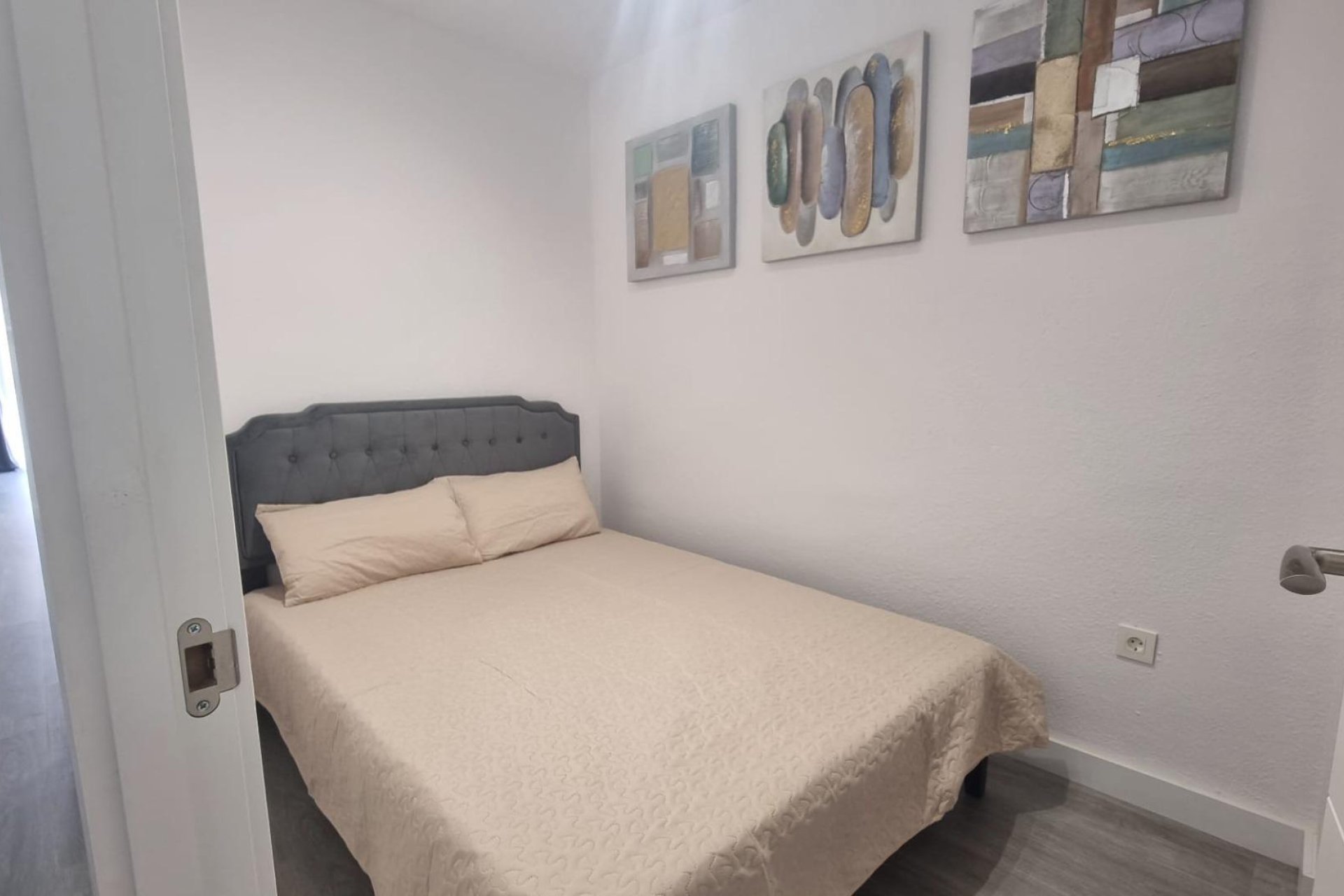 Resale - Apartment - Torrevieja - Centro