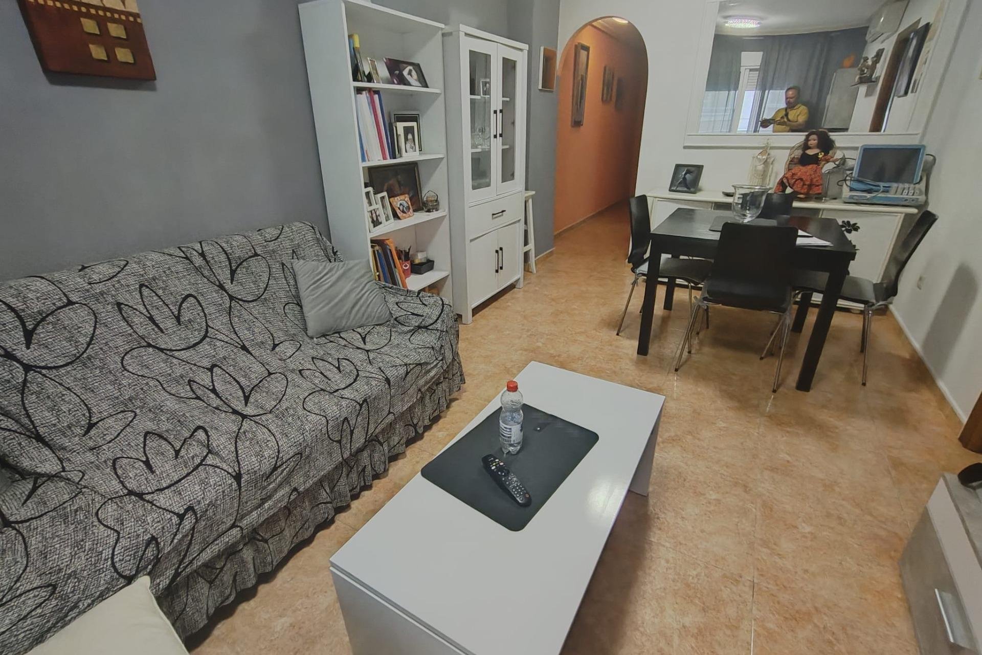 Resale - Apartment - Torrevieja - Centro