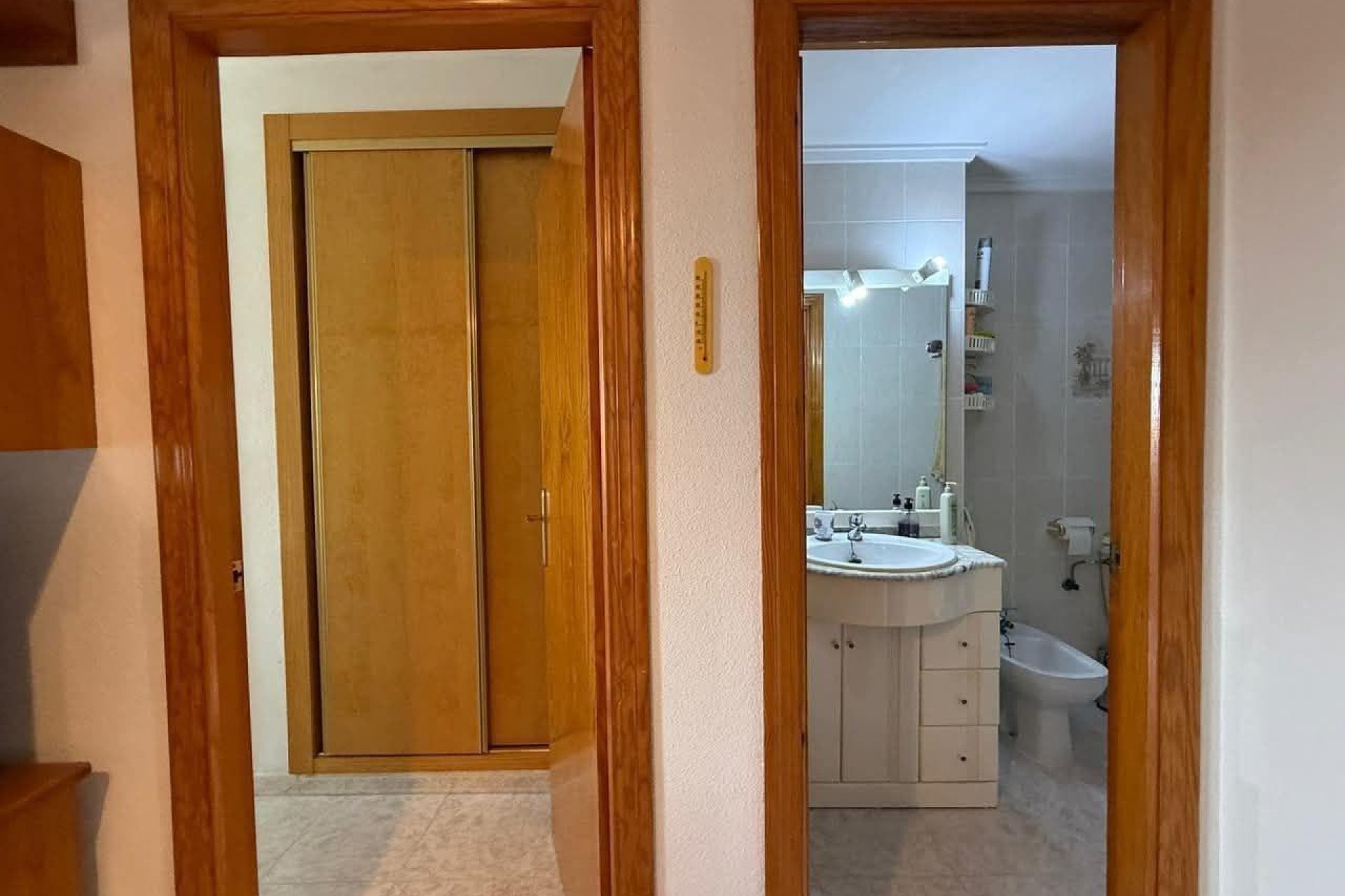 Resale - Apartment - Torrevieja - Centro