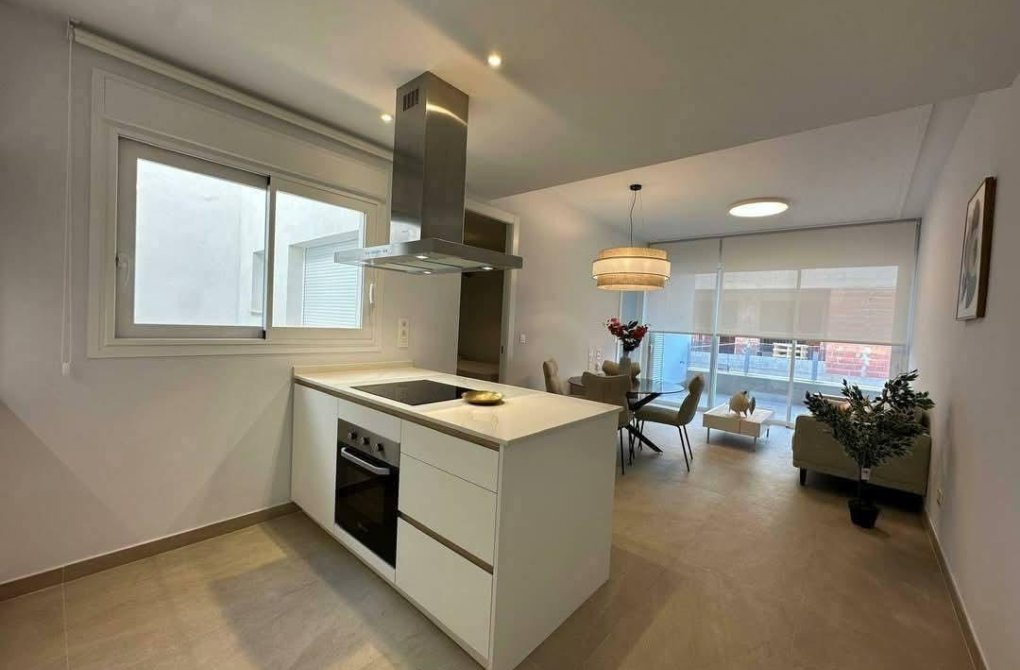 Resale - Apartment - Torrevieja - Curva del Palangre