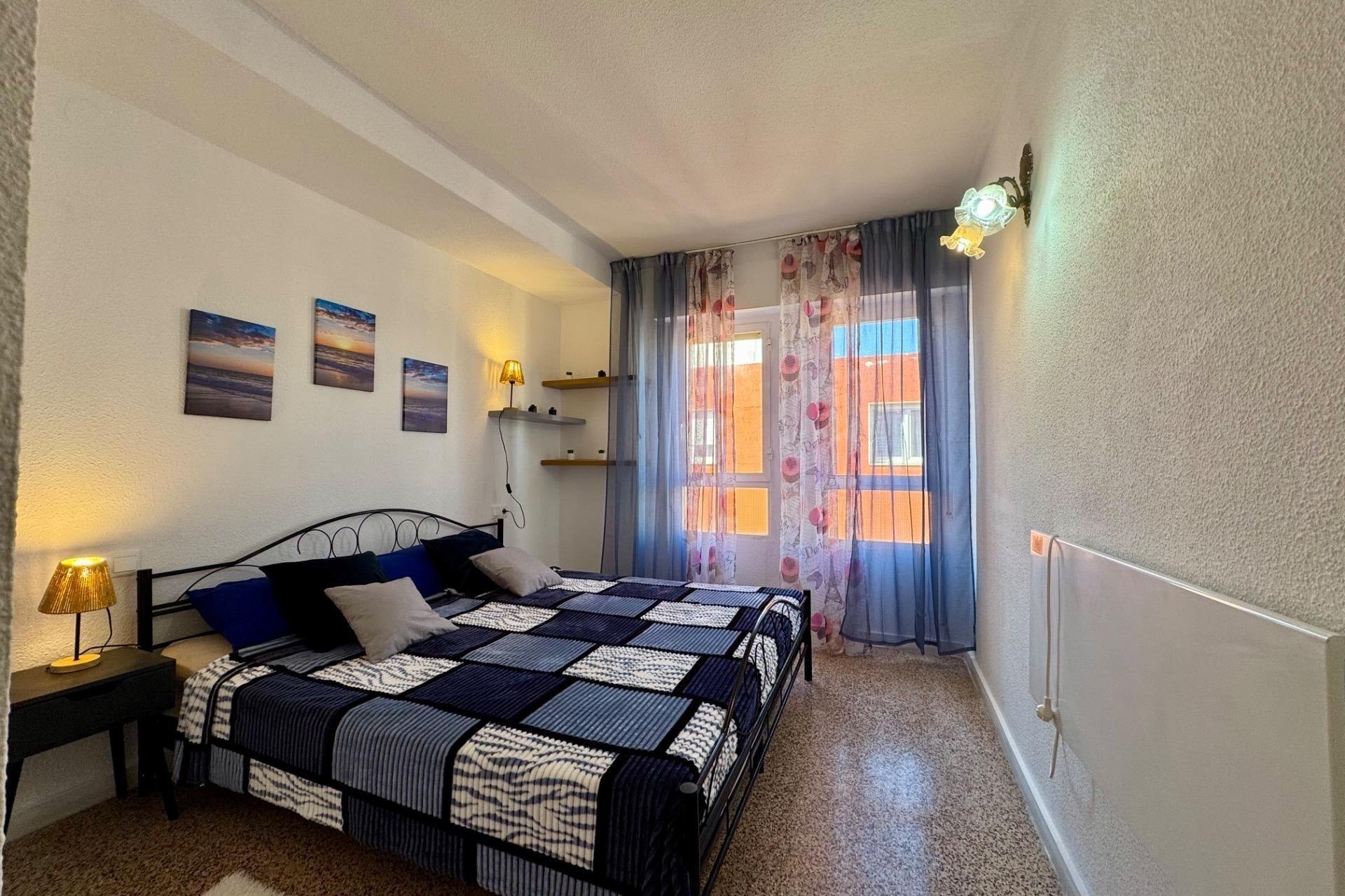 Resale - Apartment - Torrevieja - Curva del Palangre