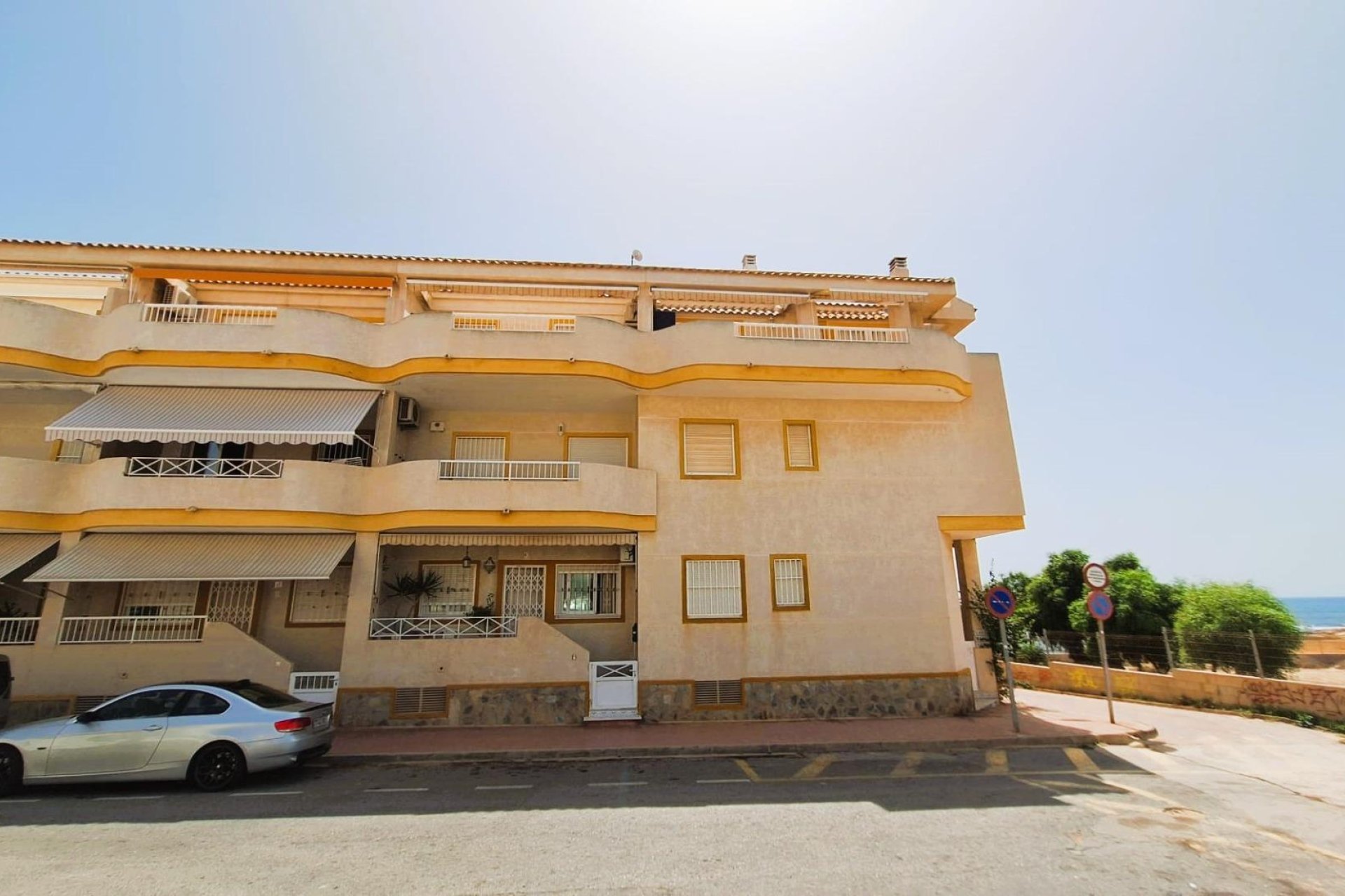 Resale - Apartment - Torrevieja - Eliseos playa