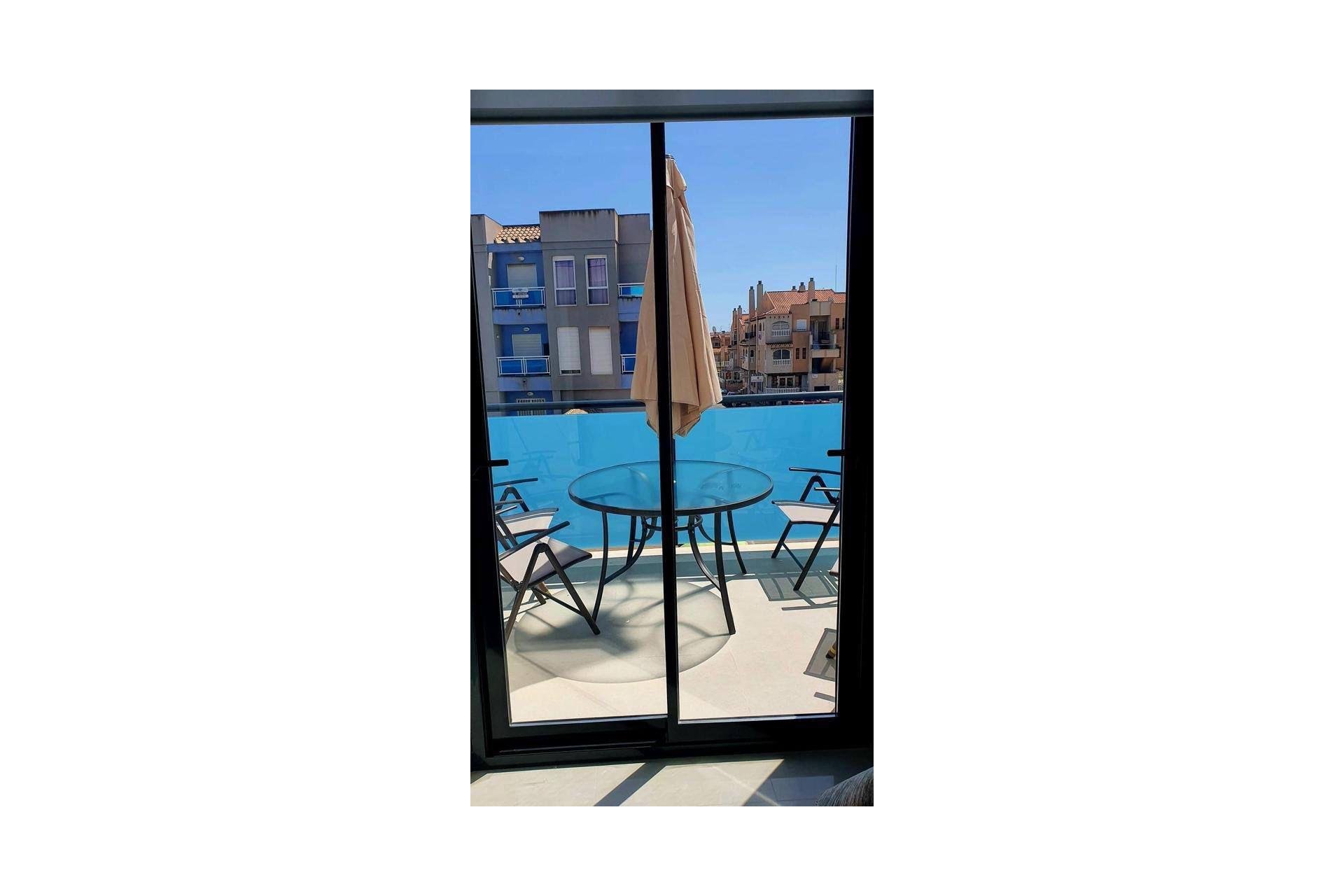 Resale - Apartment - Torrevieja - Estacion de autobuses