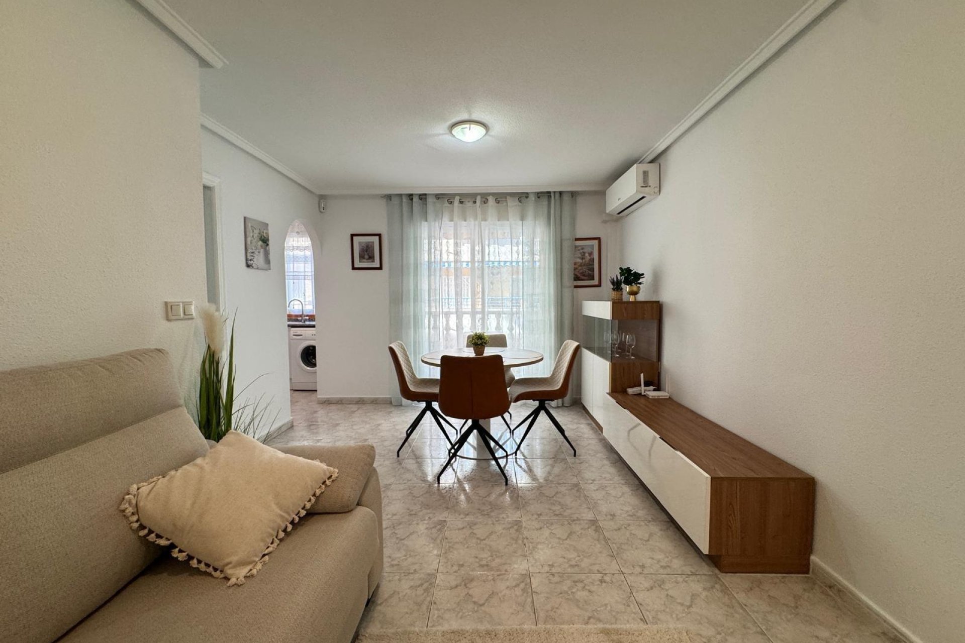 Resale - Apartment - Torrevieja - Estacion de autobuses