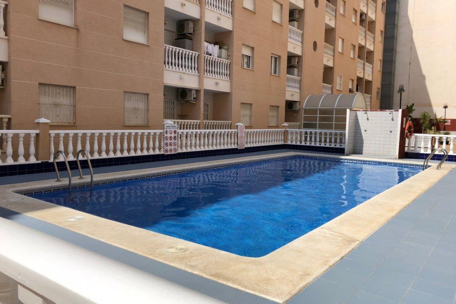 Resale - Apartment - Torrevieja - Estacion de autobuses