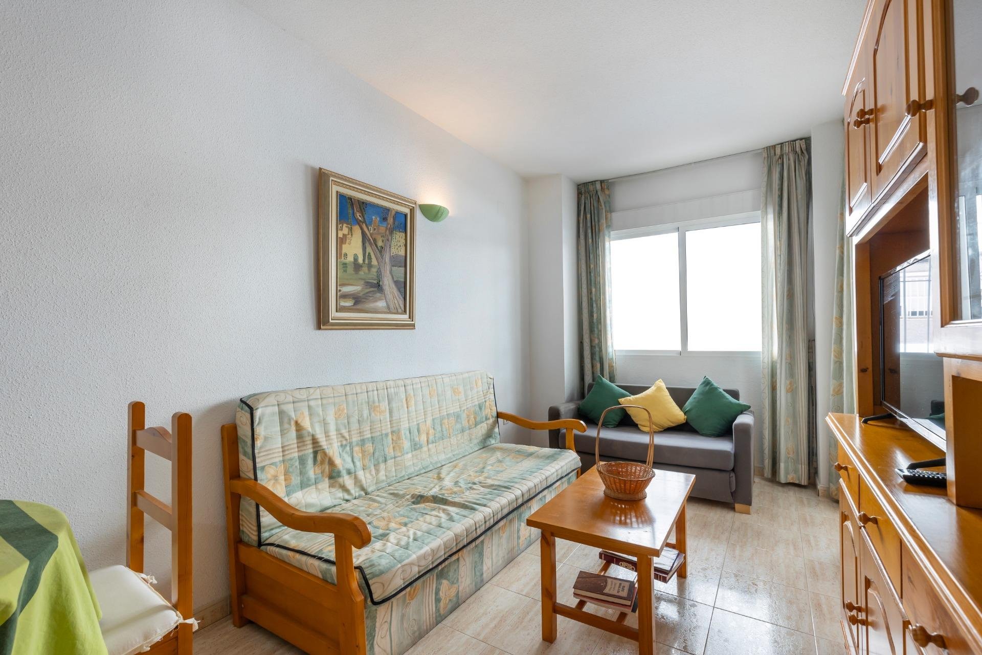 Resale - Apartment - Torrevieja - Estacion de autobuses