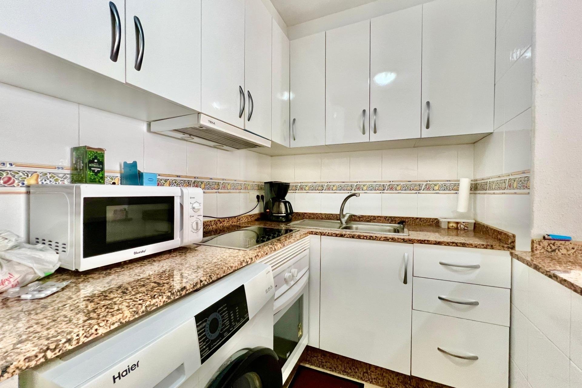 Resale - Apartment - Torrevieja - Habaneras