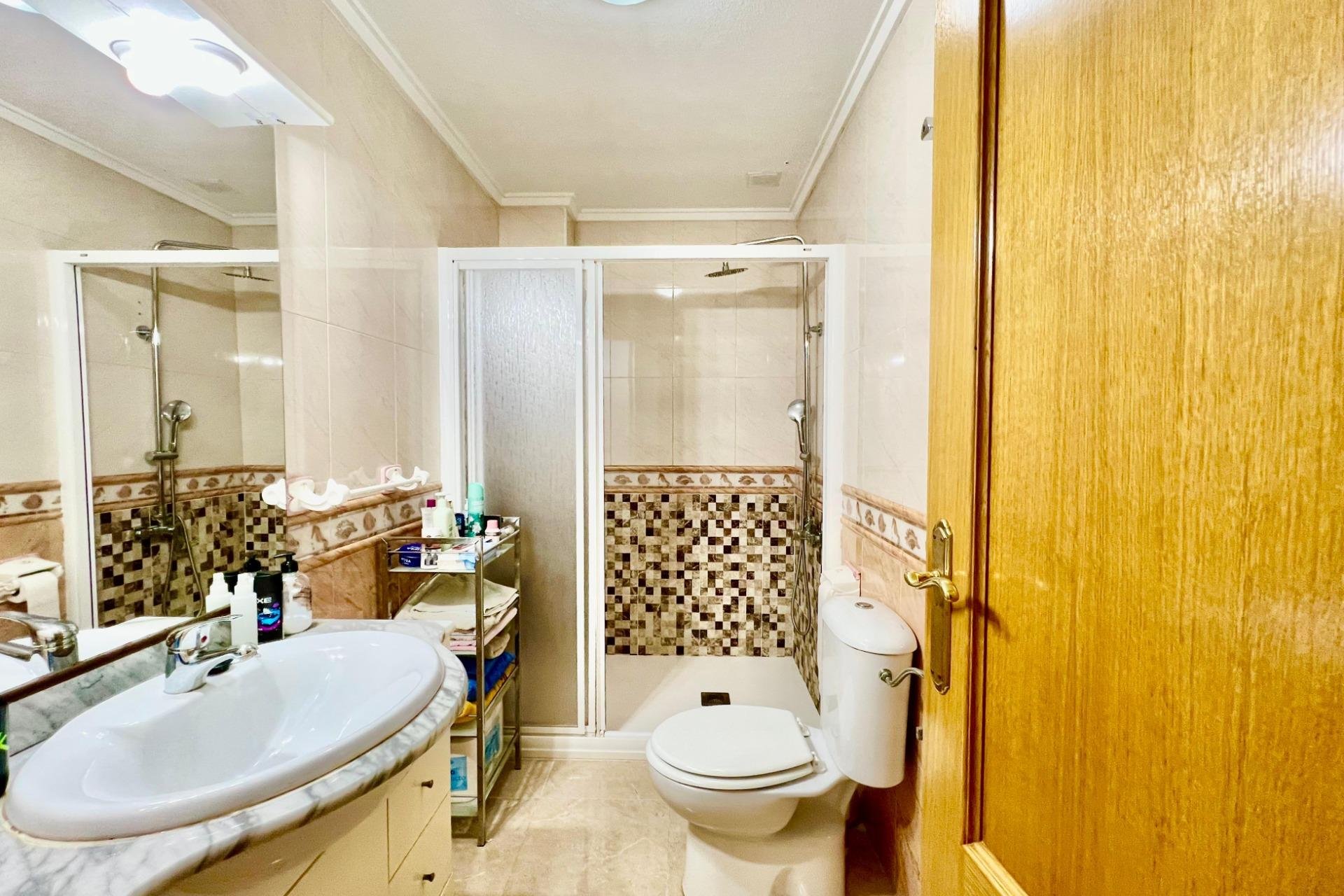 Resale - Apartment - Torrevieja - Habaneras