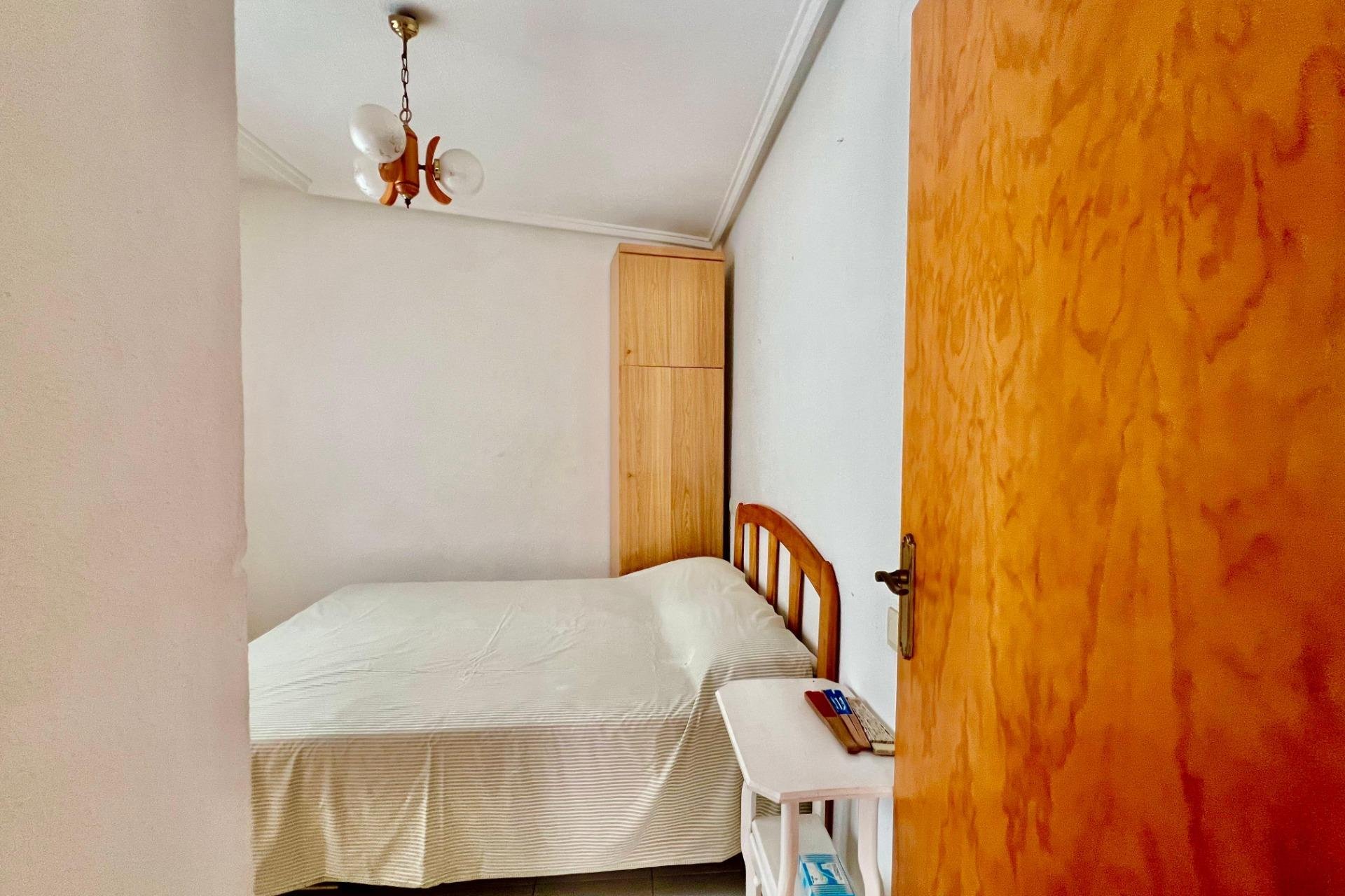 Resale - Apartment - Torrevieja - Habaneras