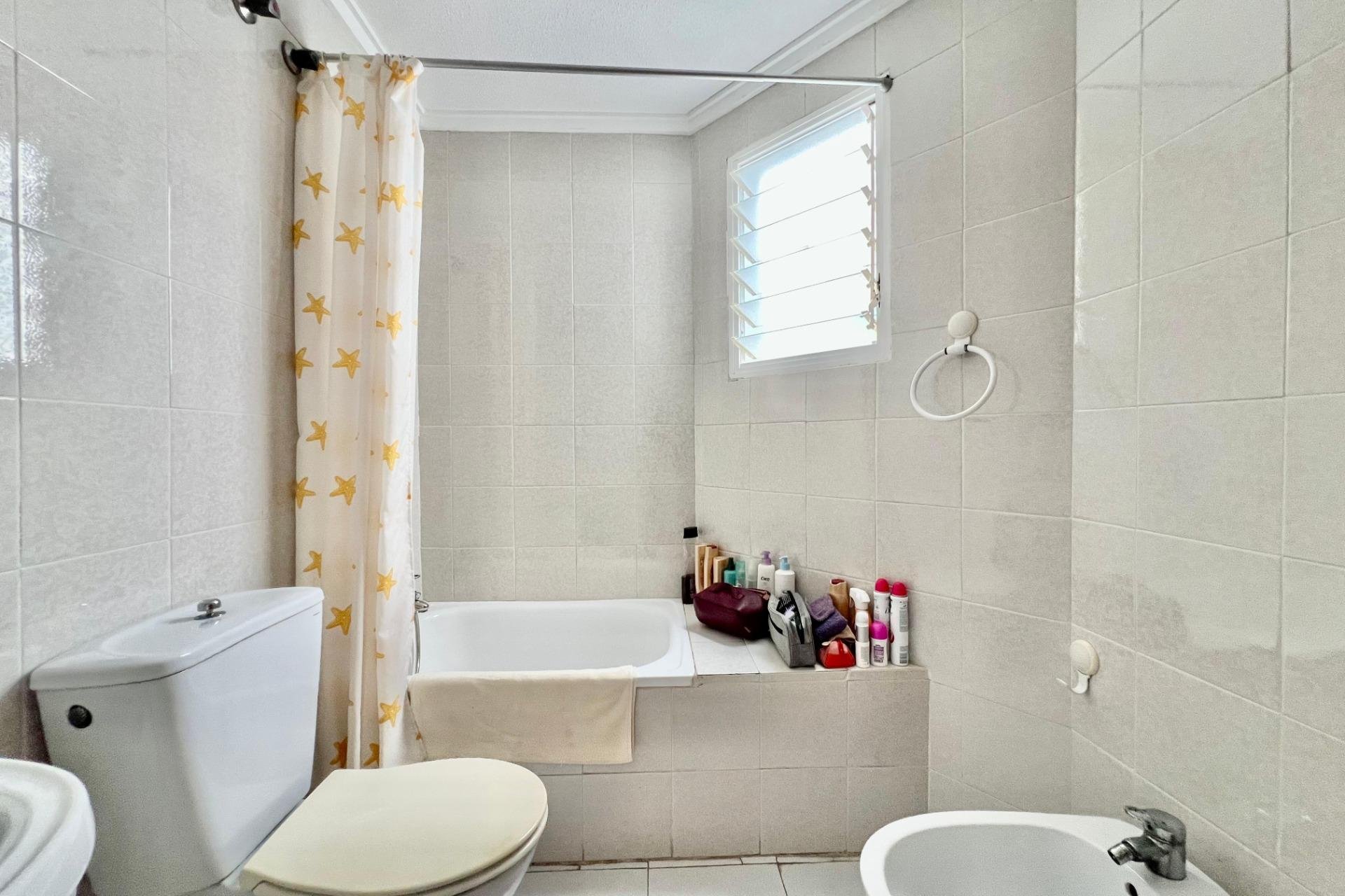 Resale - Apartment - Torrevieja - Habaneras