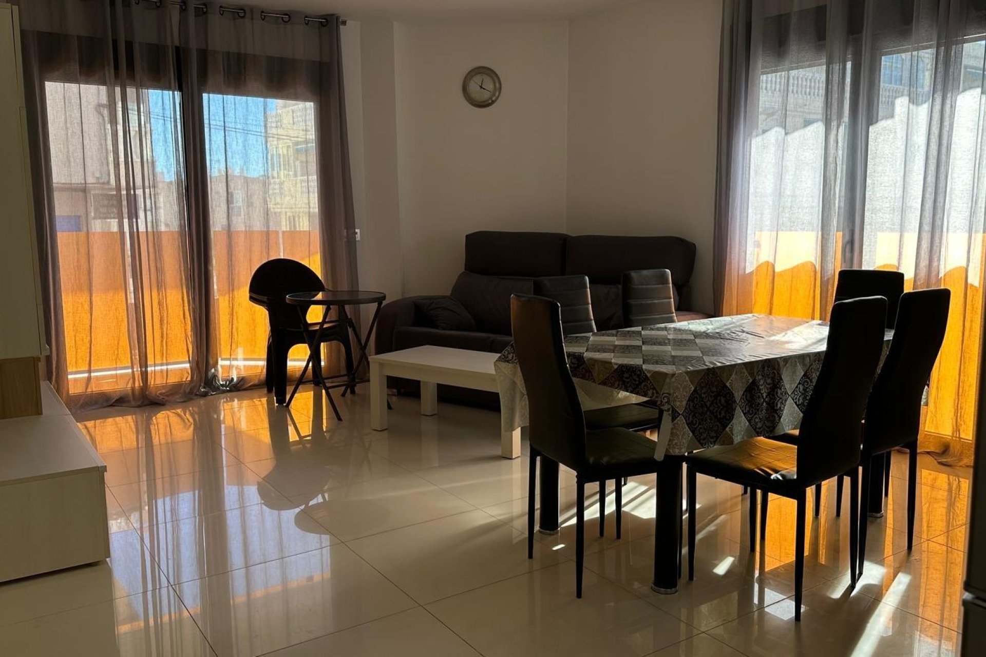 Resale - Apartment - Torrevieja - Habaneras