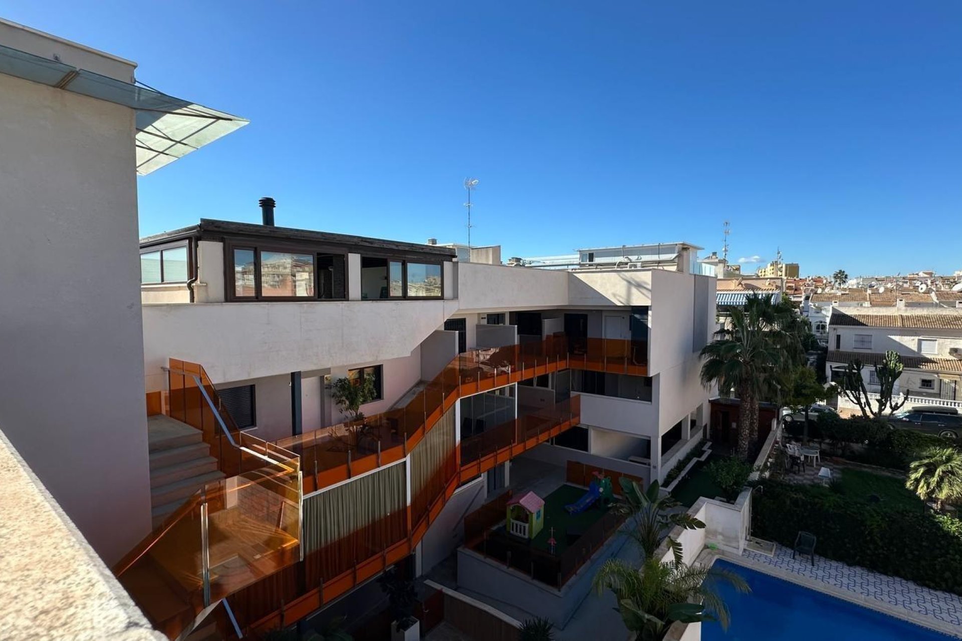Resale - Apartment - Torrevieja - Habaneras