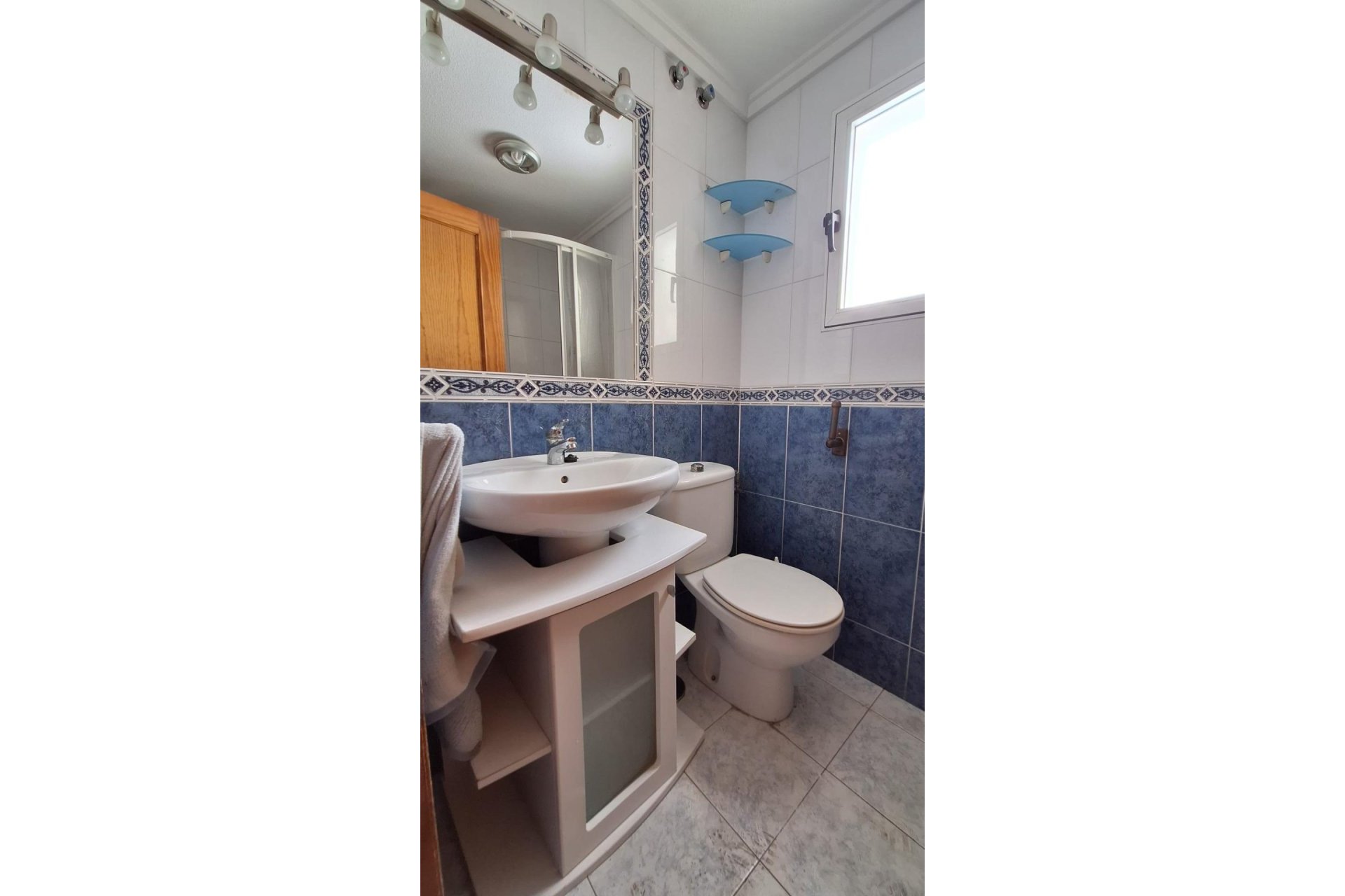 Resale - Apartment - Torrevieja - Habaneras