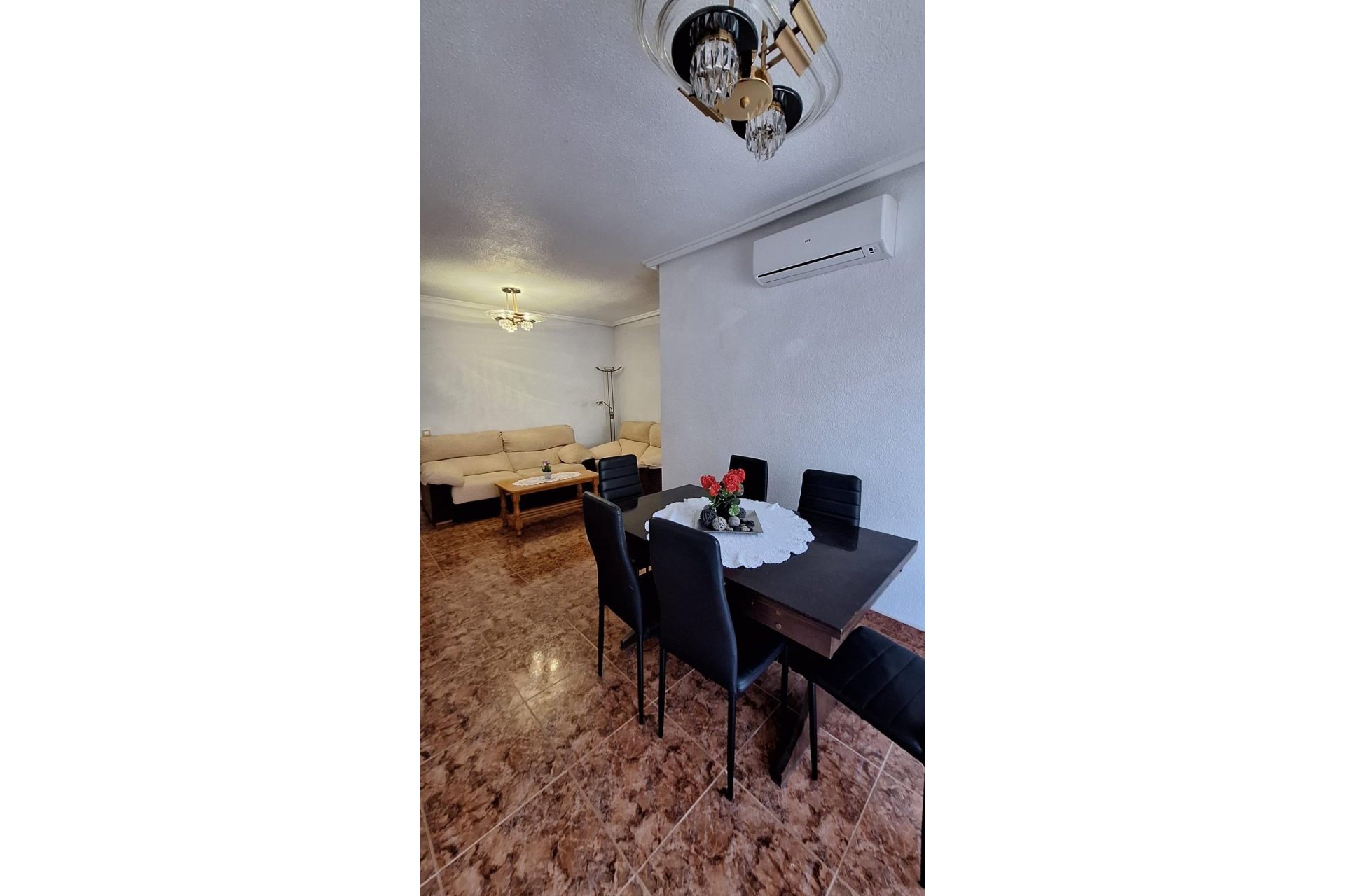 Resale - Apartment - Torrevieja - Habaneras