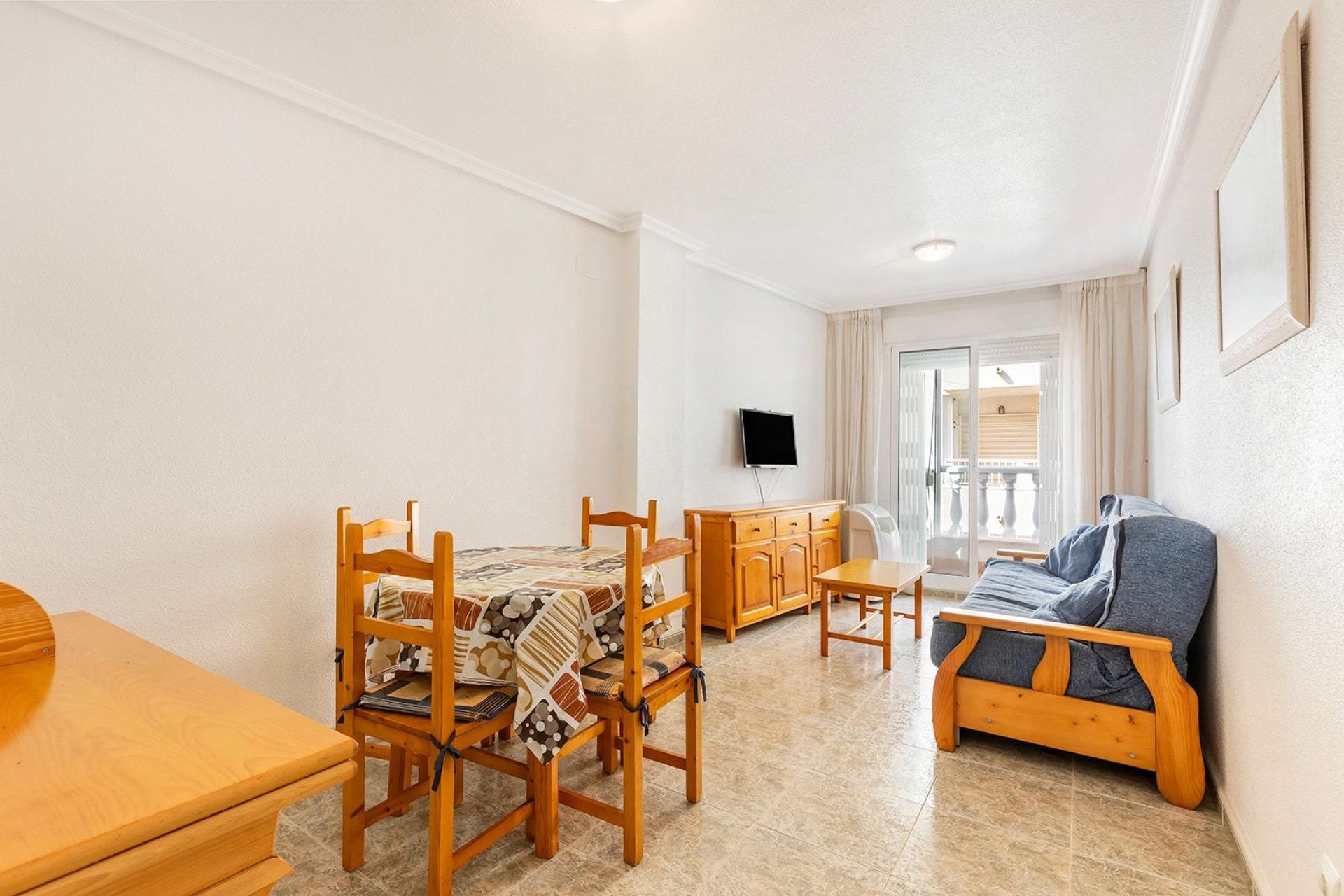 Resale - Apartment - Torrevieja - La Mata pueblo