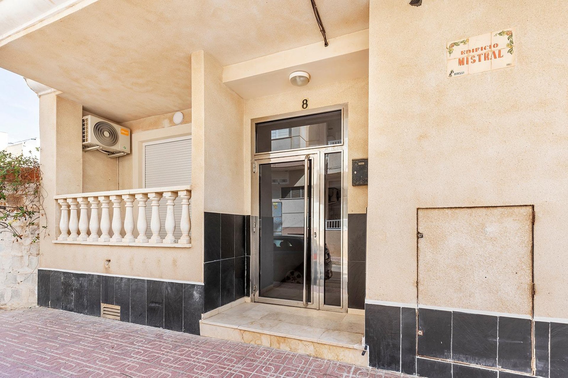 Resale - Apartment - Torrevieja - La Mata pueblo