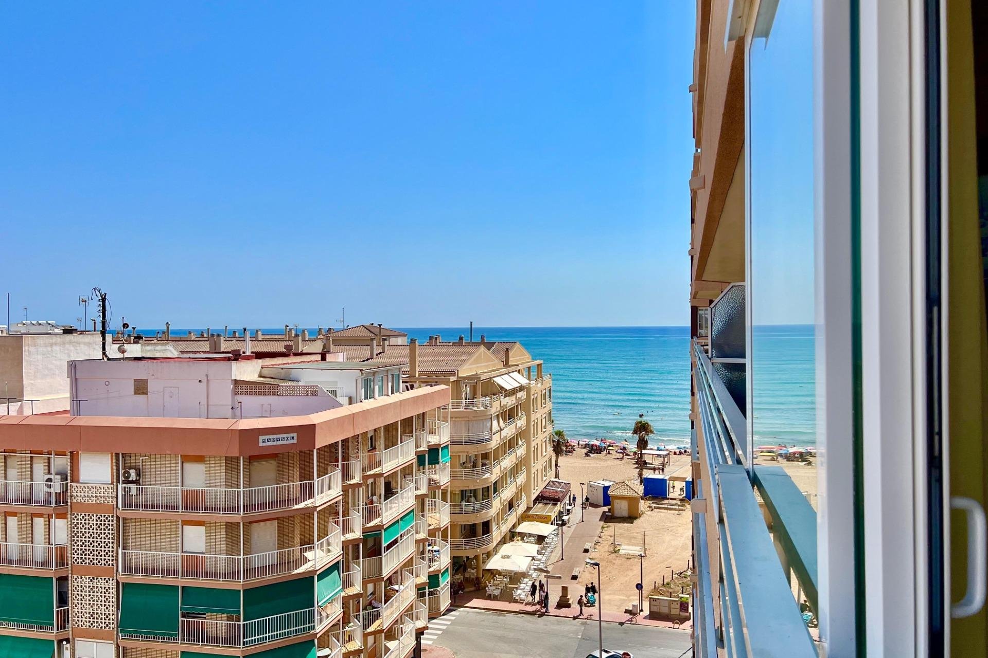 Resale - Apartment - Torrevieja - La Mata