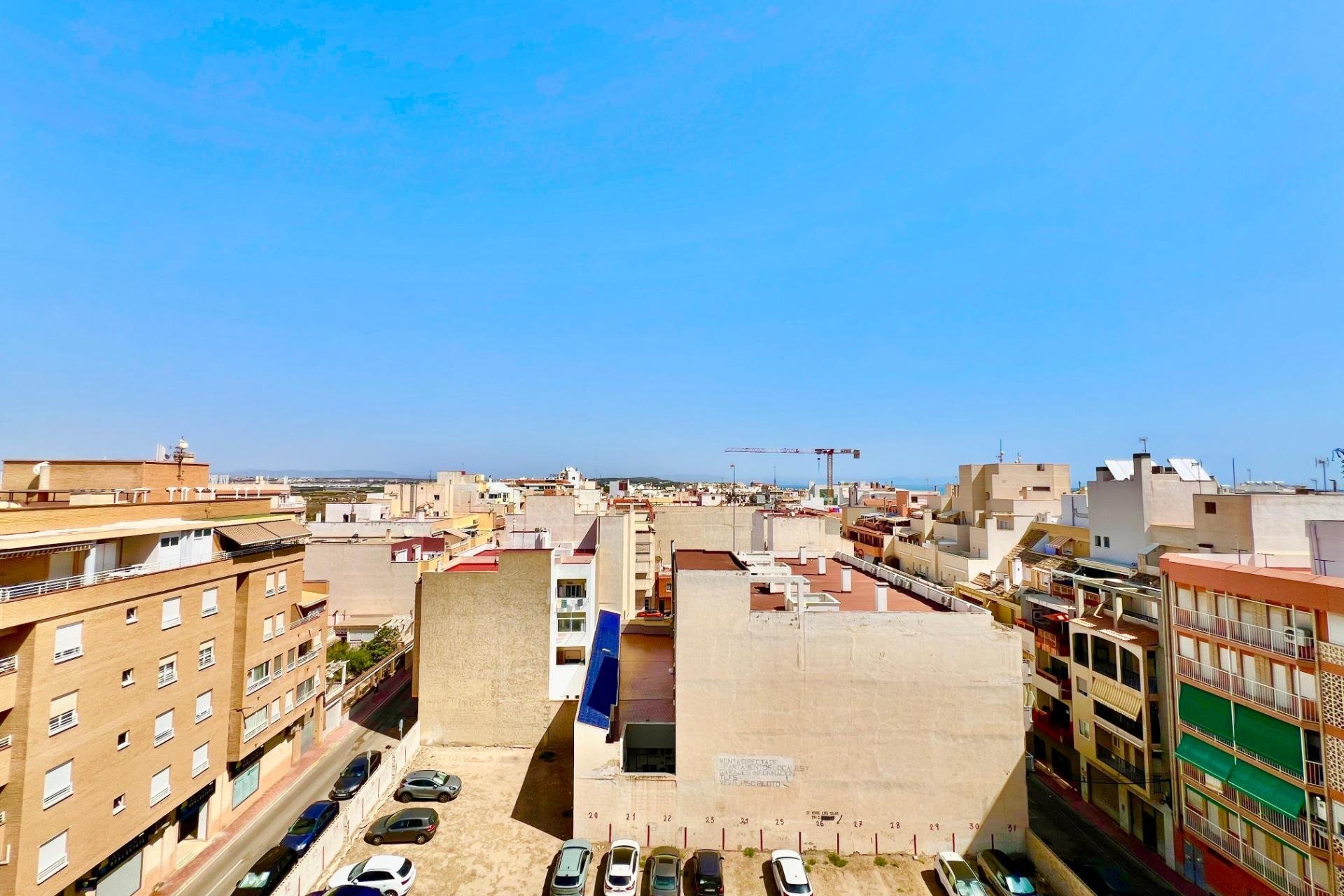 Resale - Apartment - Torrevieja - La Mata
